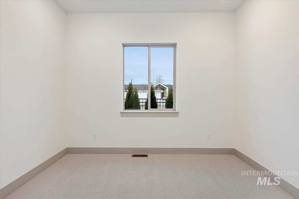 3323 W Golden Barrel St., Eagle, Idaho 83616, 4 Bedrooms, 2.5 Bathrooms, Residential For Sale, Price $1,099,000, 98969962