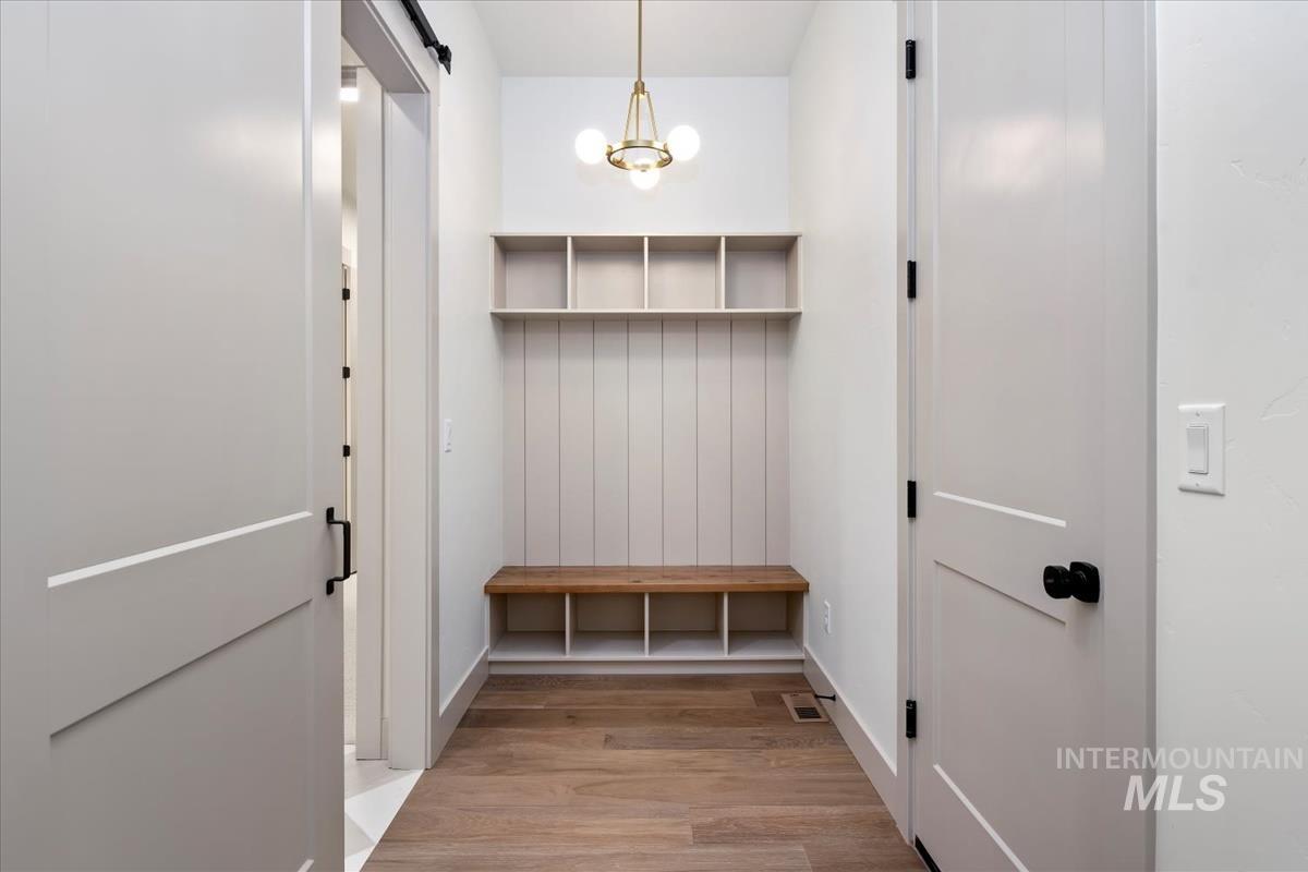 3323 W Golden Barrel St., Eagle, Idaho 83616, 4 Bedrooms, 2.5 Bathrooms, Residential For Sale, Price $1,099,000, 98969962