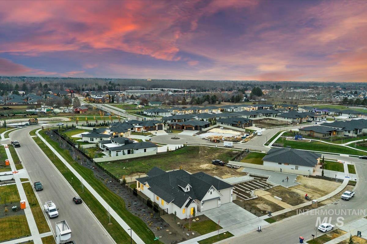 3323 W Golden Barrel St., Eagle, Idaho 83616, 4 Bedrooms, 2.5 Bathrooms, Residential For Sale, Price $1,099,000, 98969962