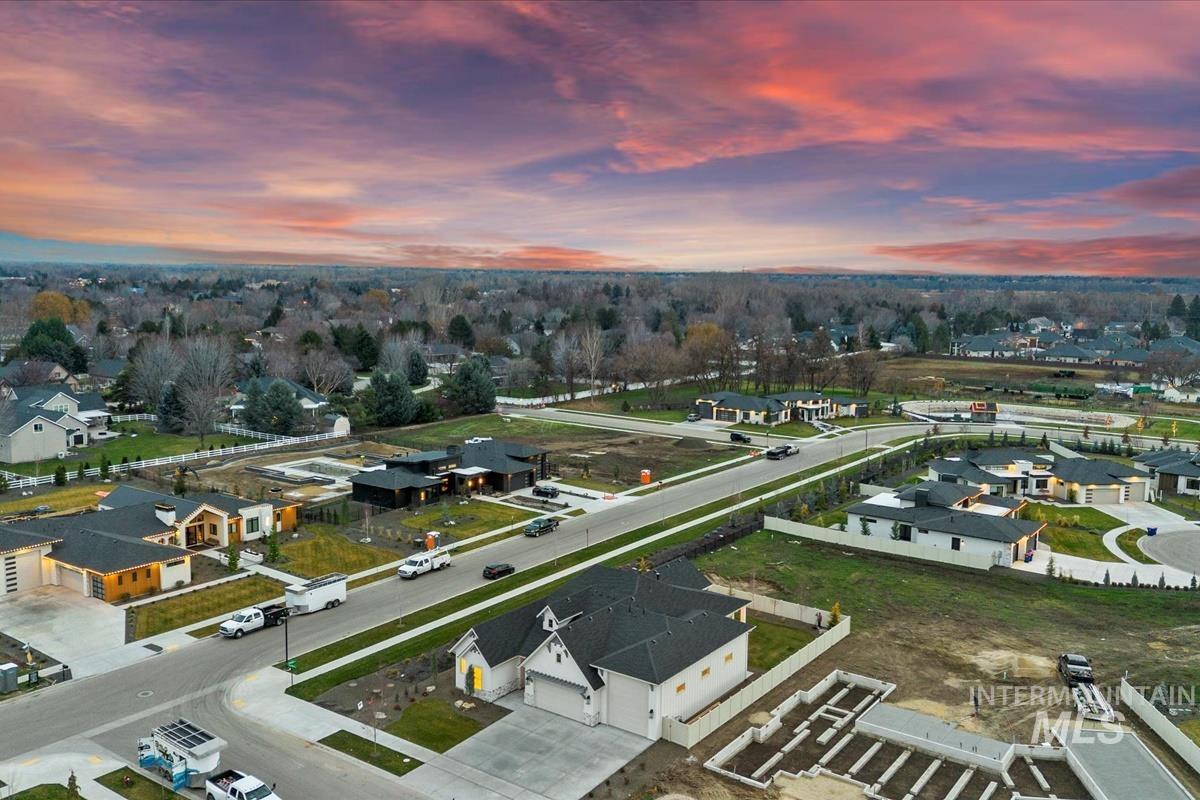 3323 W Golden Barrel St., Eagle, Idaho 83616, 4 Bedrooms, 2.5 Bathrooms, Residential For Sale, Price $1,099,000, 98969962