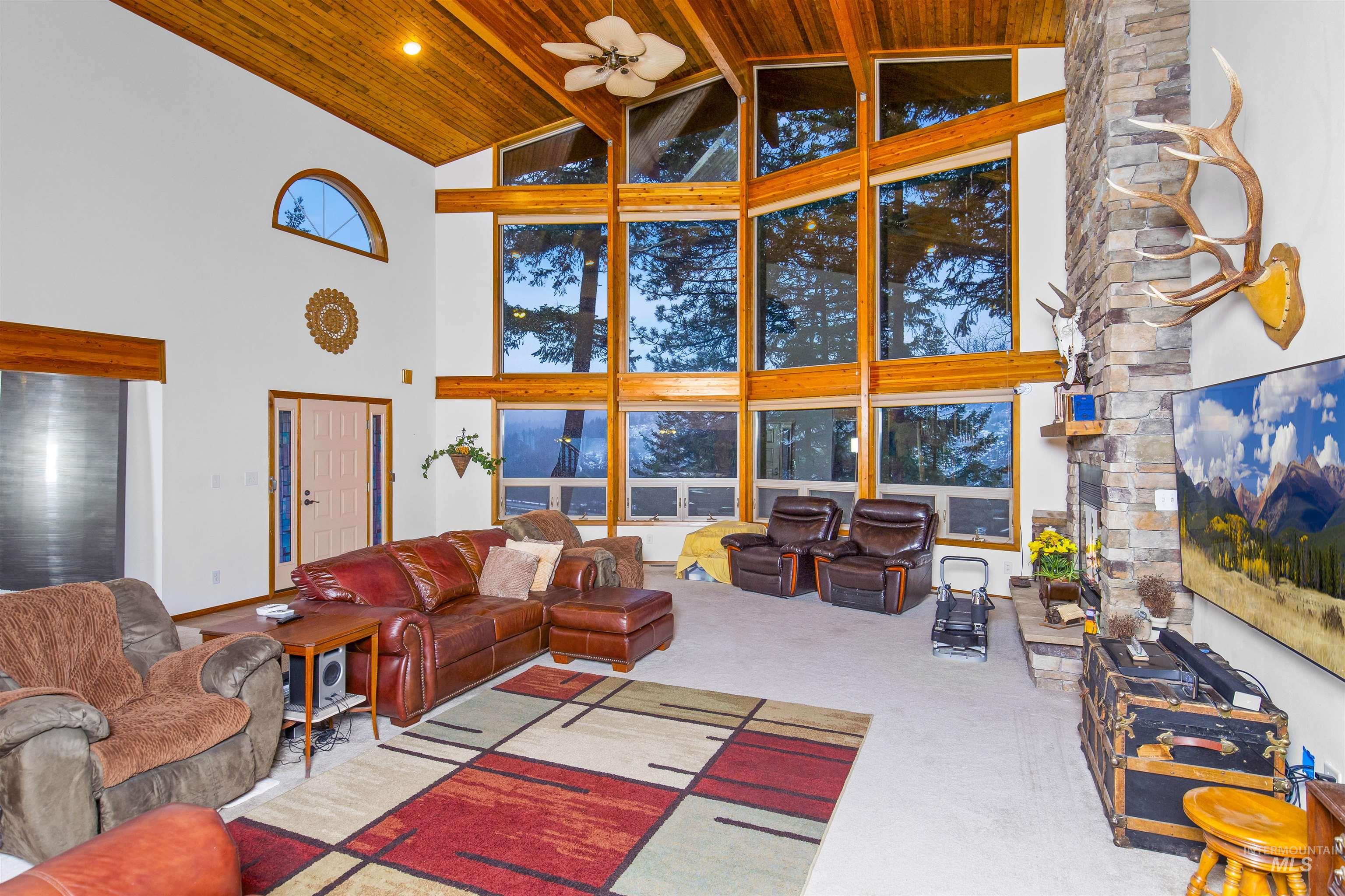 325 Wambli Wahohpi, Cocolalla, Idaho 83809-0000, 3 Bedrooms, 3 Bathrooms, Residential For Sale, Price $1,395,000,MLS 98969967