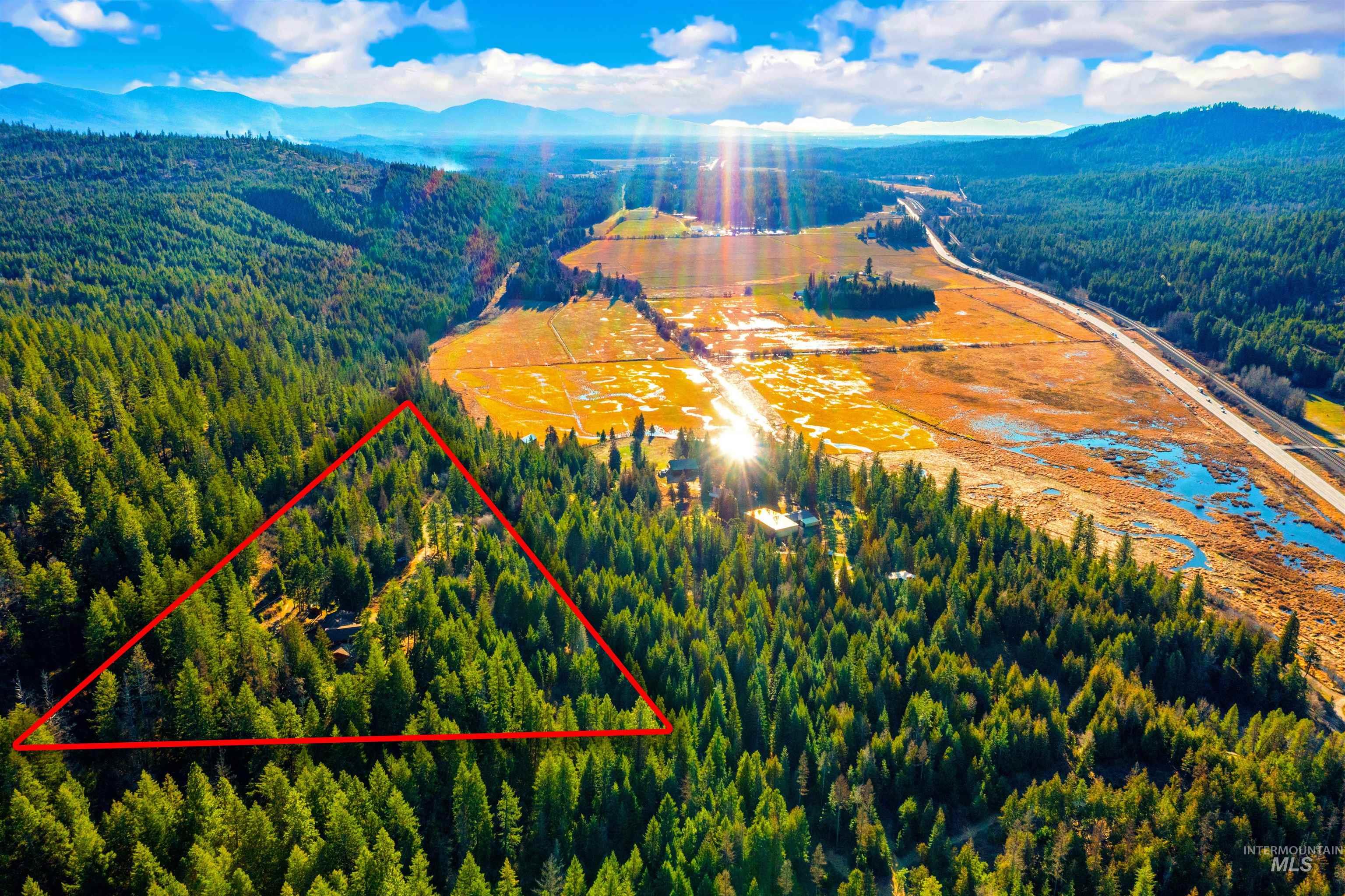 325 Wambli Wahohpi, Cocolalla, Idaho 83809-0000, 3 Bedrooms, 3 Bathrooms, Residential For Sale, Price $1,395,000,MLS 98969967