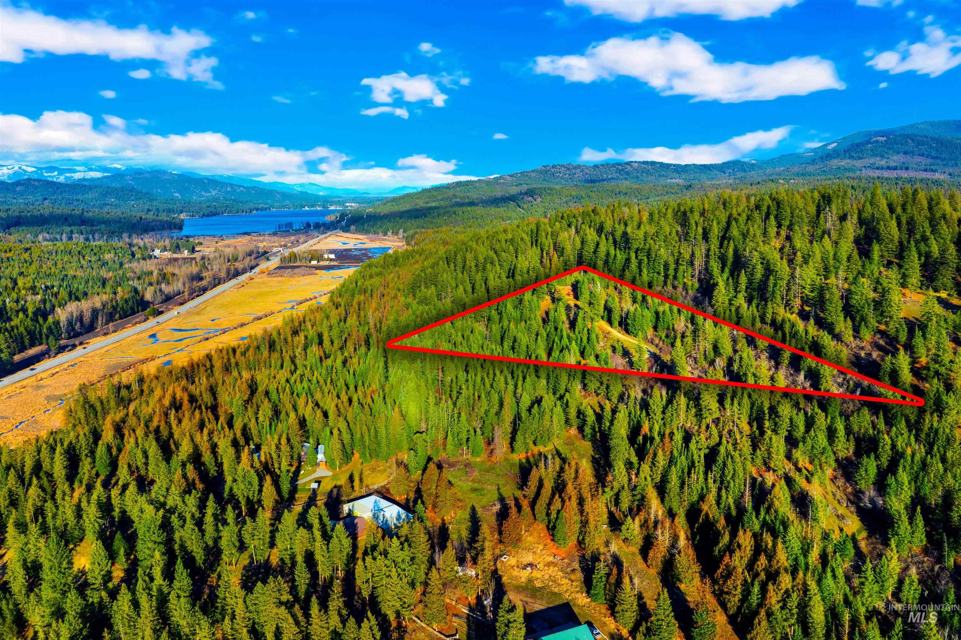 325 Wambli Wahohpi, Cocolalla, Idaho 83809-0000, 3 Bedrooms, 3 Bathrooms, Residential For Sale, Price $1,395,000,MLS 98969967