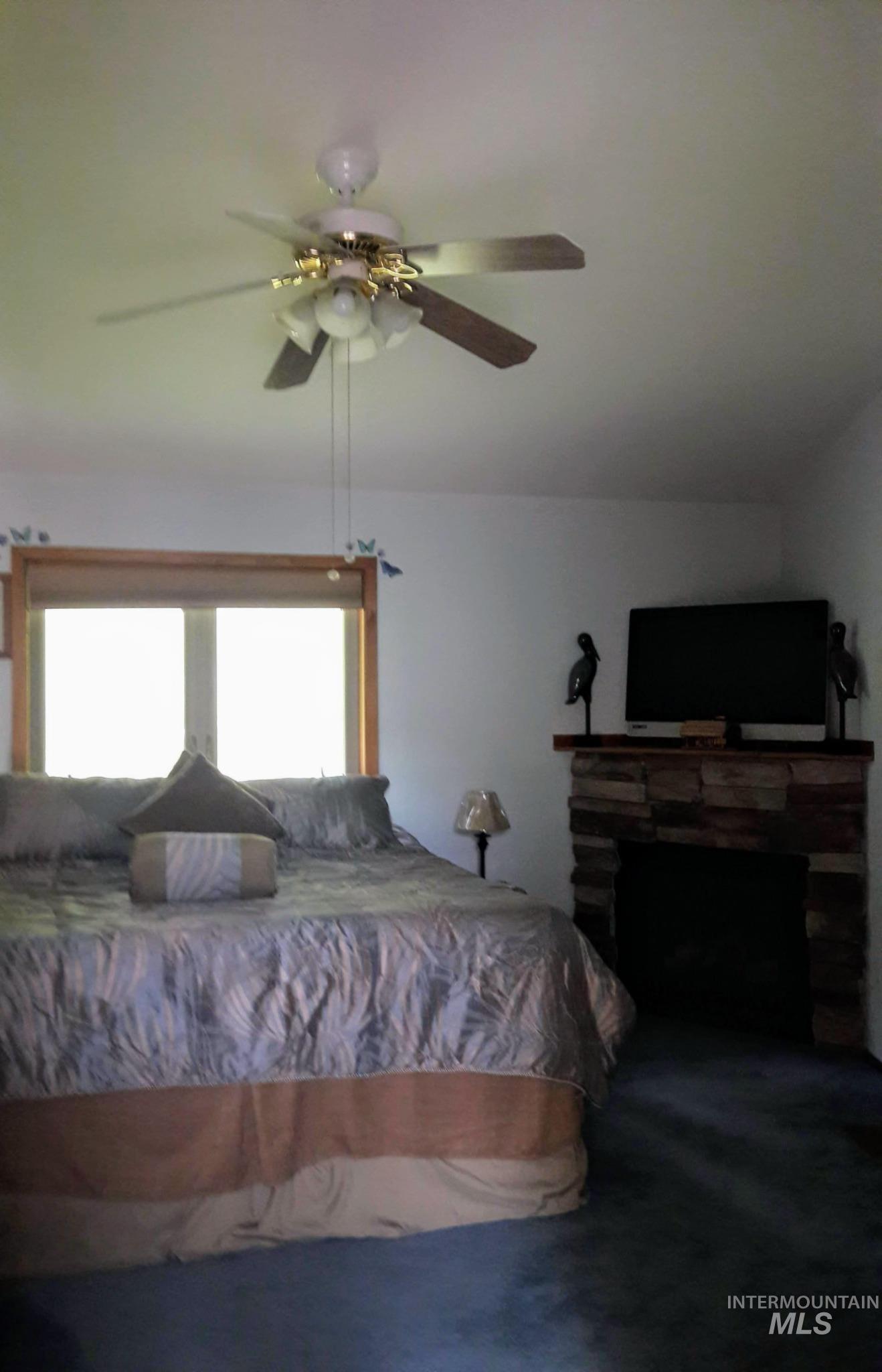 325 Wambli Wahohpi, Cocolalla, Idaho 83809-0000, 3 Bedrooms, 3 Bathrooms, Residential For Sale, Price $1,395,000,MLS 98969967