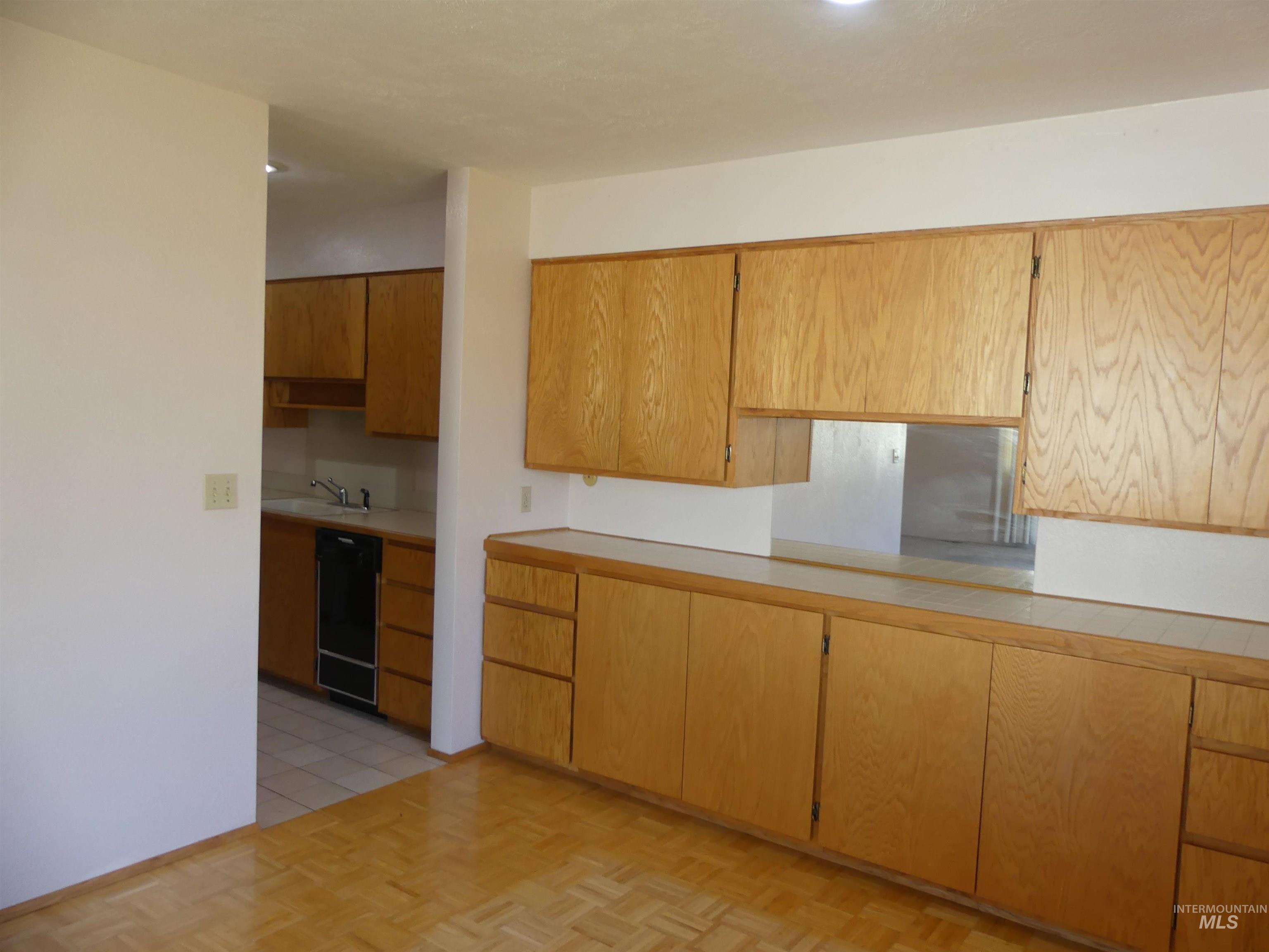 2733 Rainier St, Clarkston, Washington 99403, 2 Bedrooms, 2 Bathrooms, Residential For Sale, Price $350,000,MLS 98969970