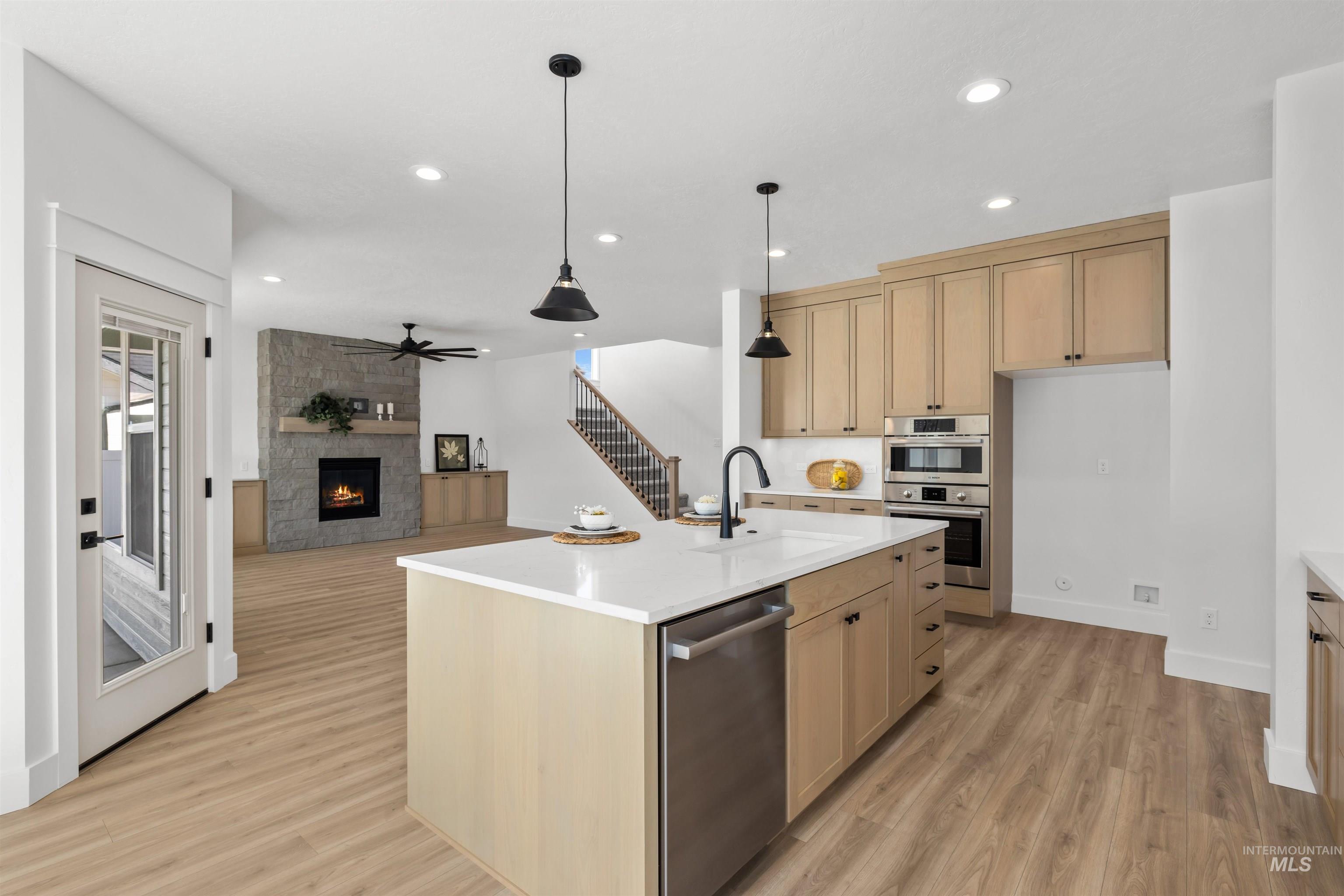 5687 S Snowden Ave, Meridian, Idaho 83642, 5 Bedrooms, 3.5 Bathrooms, Residential For Sale, Price $799,900, 98969971