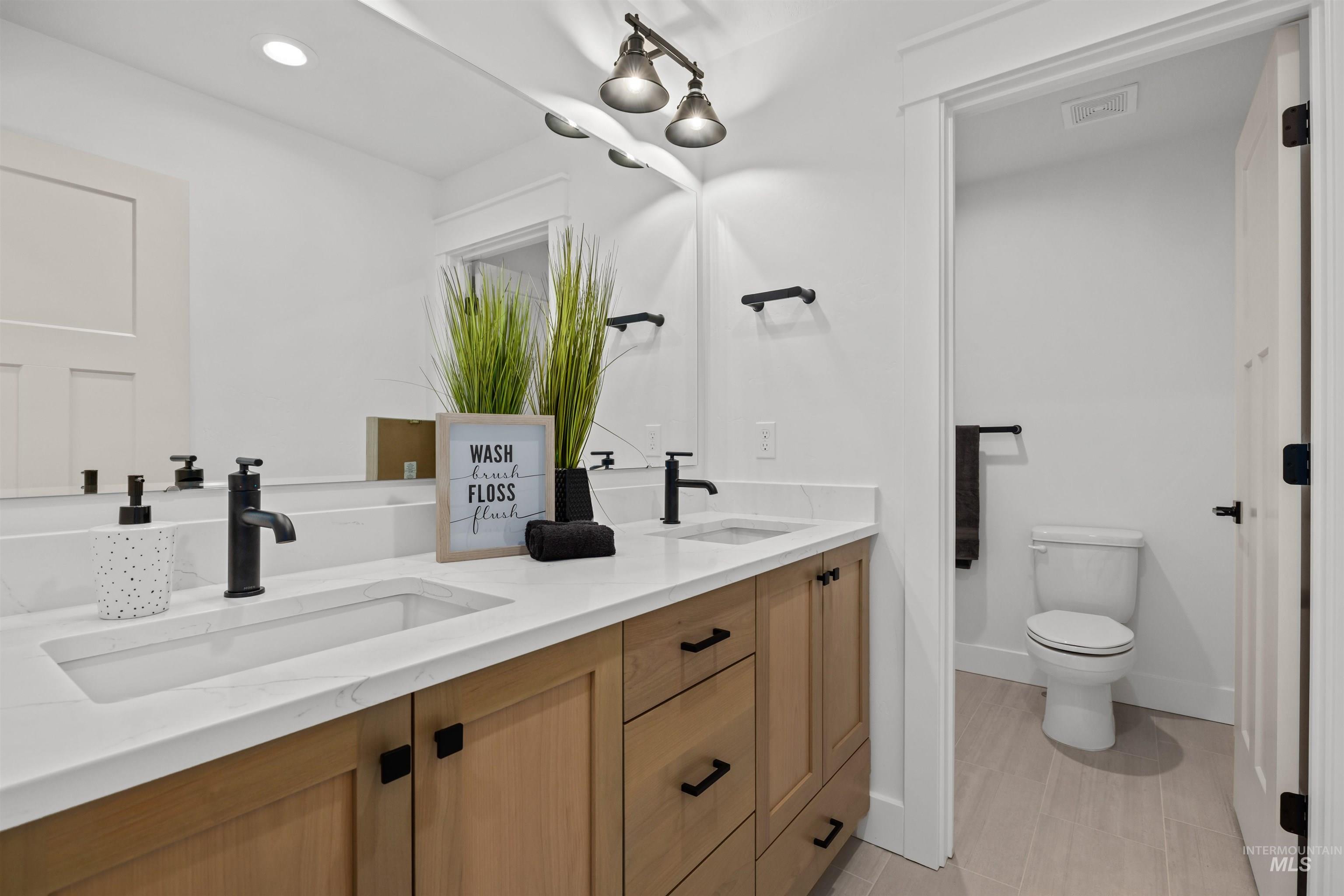 5687 S Snowden Ave, Meridian, Idaho 83642, 5 Bedrooms, 3.5 Bathrooms, Residential For Sale, Price $799,900, 98969971