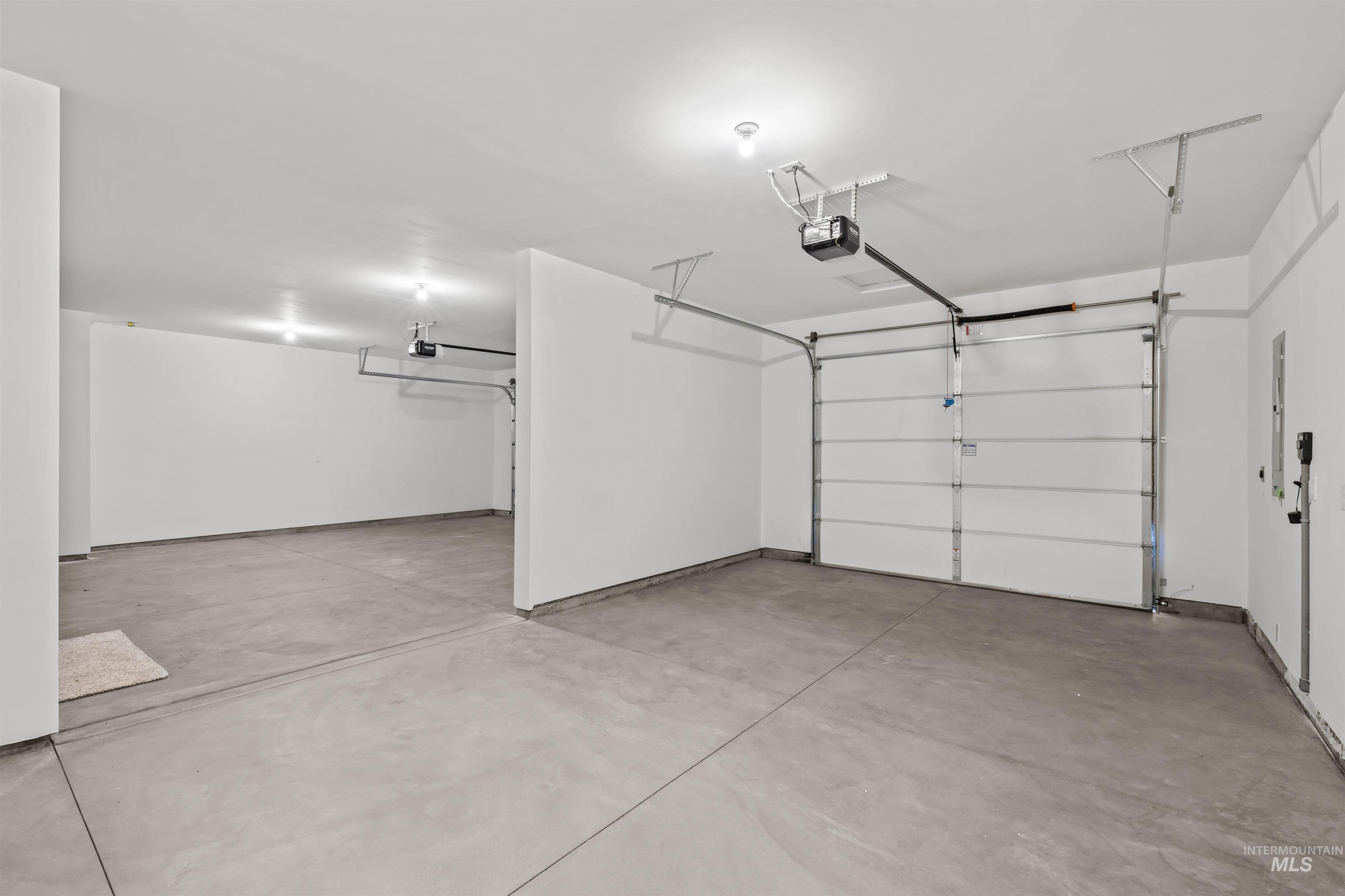 5687 S Snowden Ave, Meridian, Idaho 83642, 5 Bedrooms, 3.5 Bathrooms, Residential For Sale, Price $799,900, 98969971