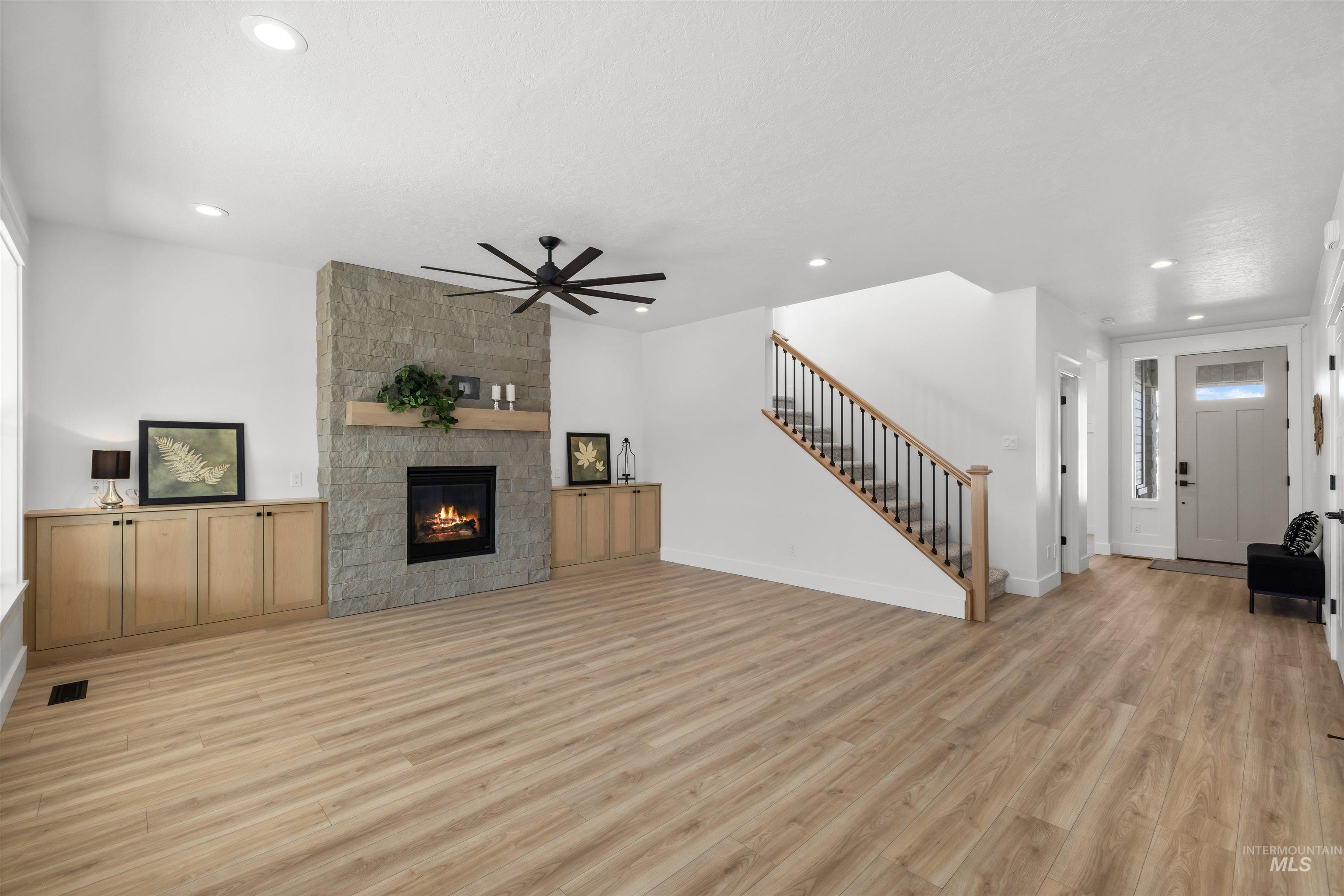 5687 S Snowden Ave, Meridian, Idaho 83642, 5 Bedrooms, 3.5 Bathrooms, Residential For Sale, Price $799,900, 98969971