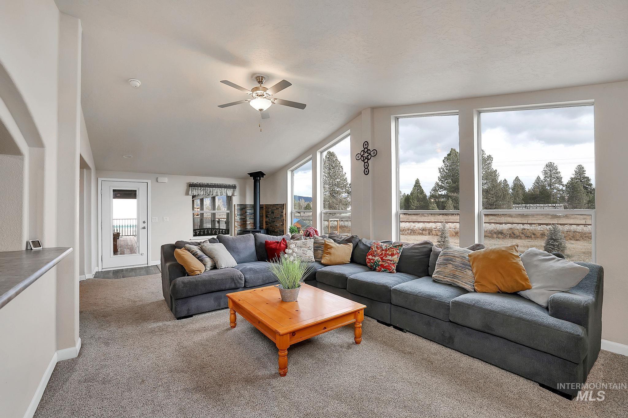 300 Cabarton Rd, Cascade, Idaho 83611, 4 Bedrooms, 1 Bathroom, Residential For Sale, Price $585,000, 98969972