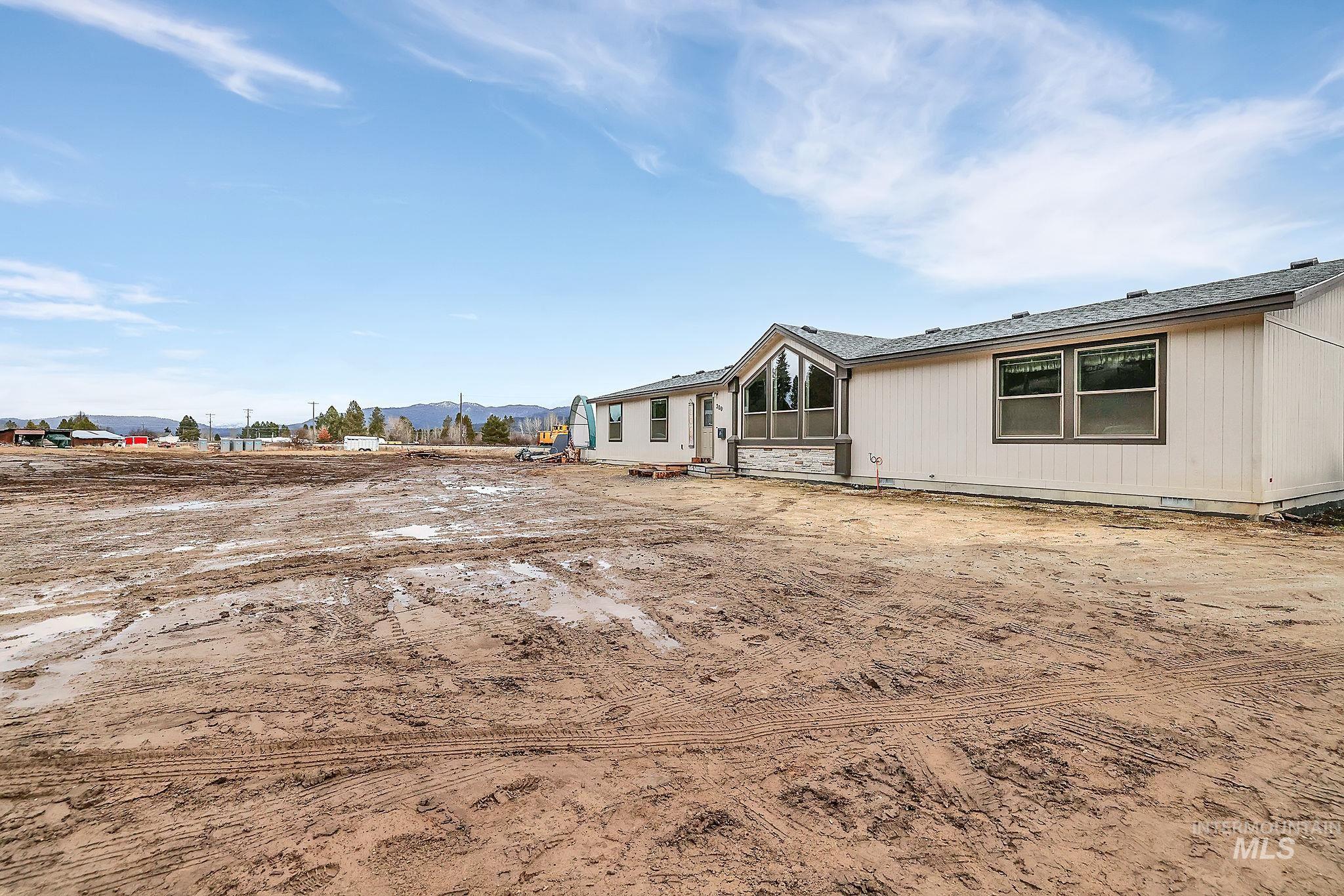 300 Cabarton Rd, Cascade, Idaho 83611, 4 Bedrooms, 1 Bathroom, Residential For Sale, Price $585,000, 98969972