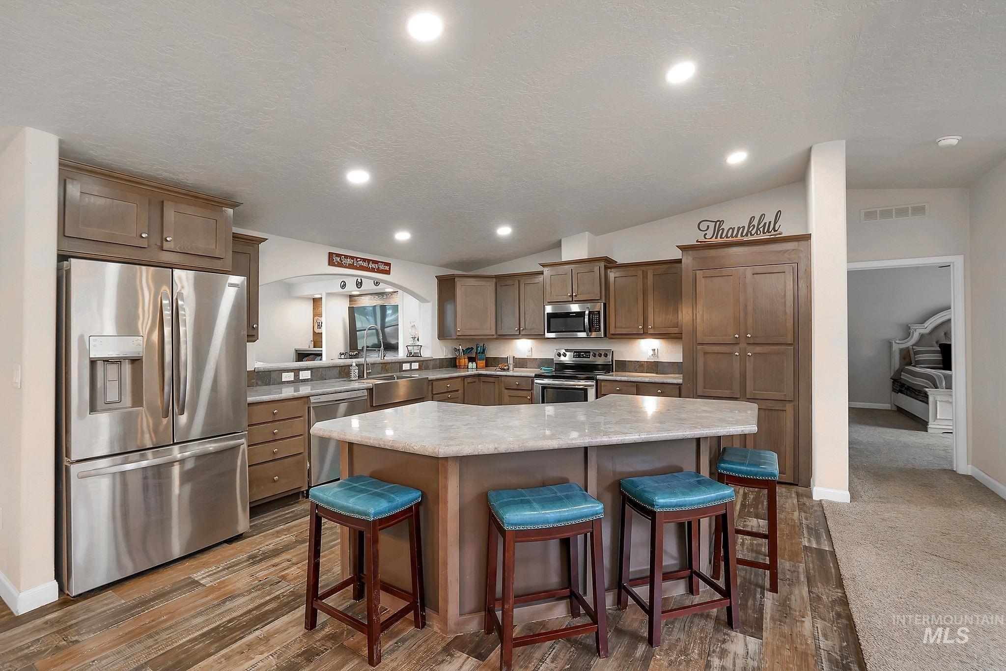 300 Cabarton Rd, Cascade, Idaho 83611, 4 Bedrooms, 1 Bathroom, Residential For Sale, Price $585,000, 98969972