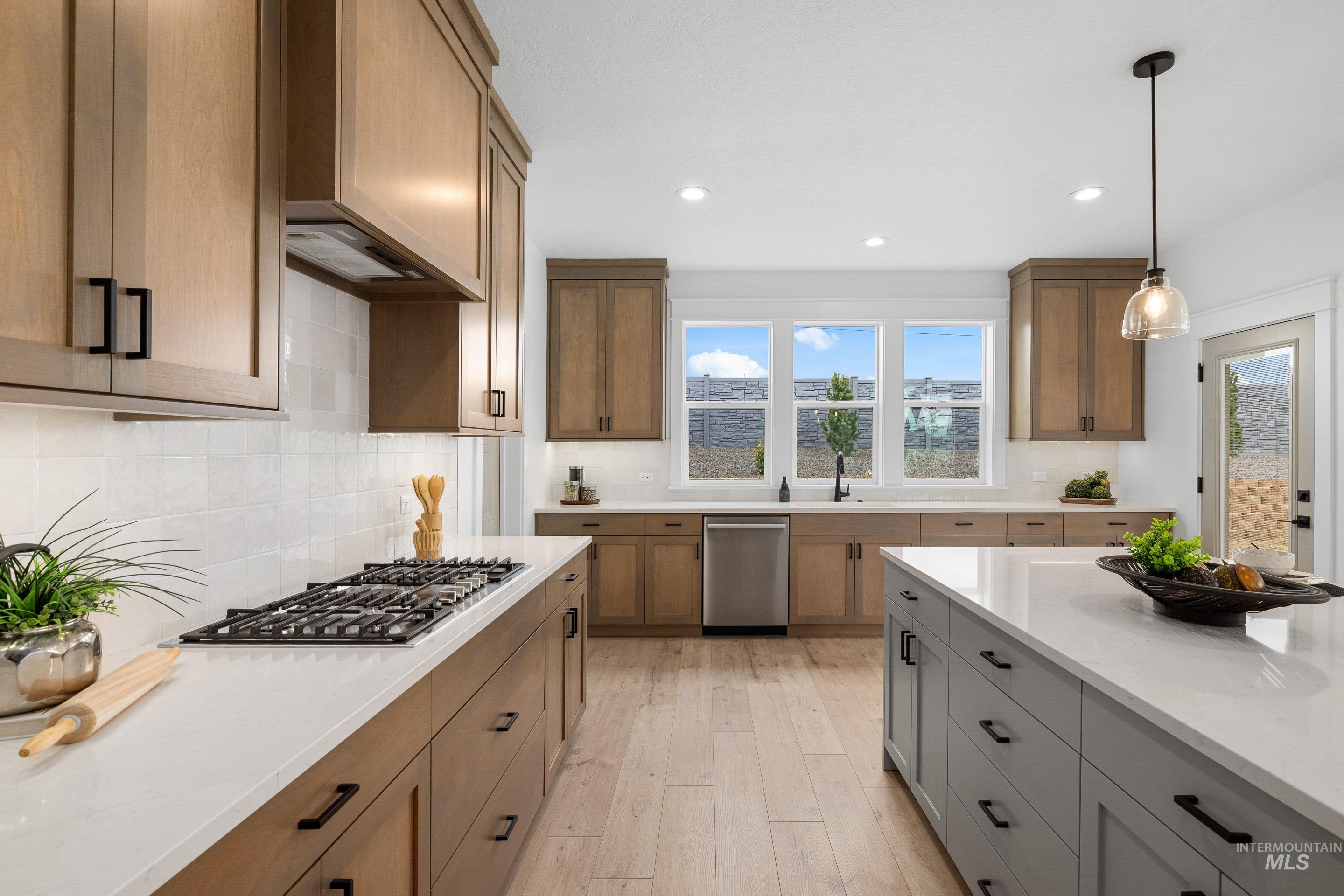 5665 S Snowden Ave., Meridian, Idaho 83642, 4 Bedrooms, 3.5 Bathrooms, Residential For Sale, Price $799,900, 98969974