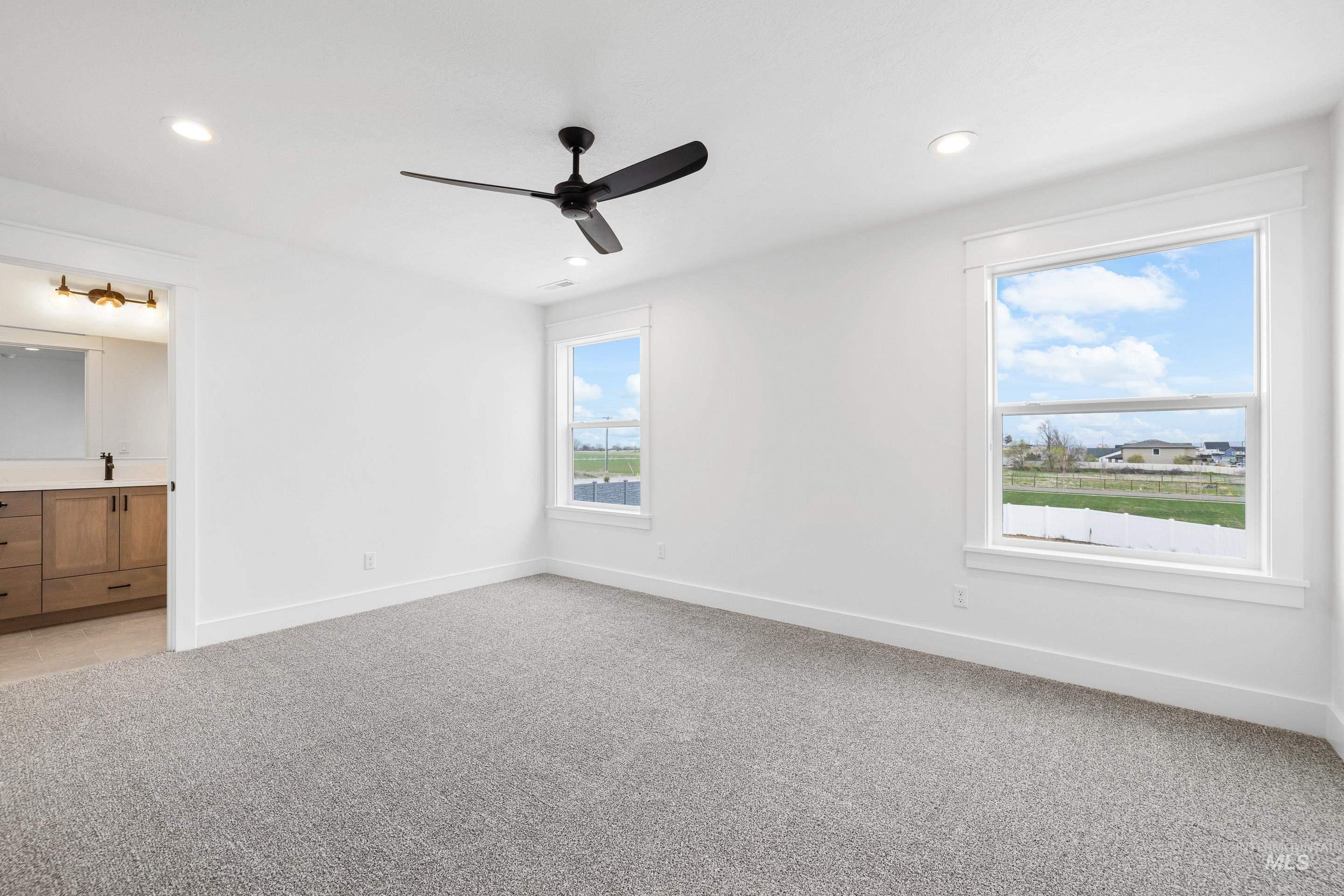 5665 S Snowden Ave., Meridian, Idaho 83642, 4 Bedrooms, 3.5 Bathrooms, Residential For Sale, Price $799,900, 98969974