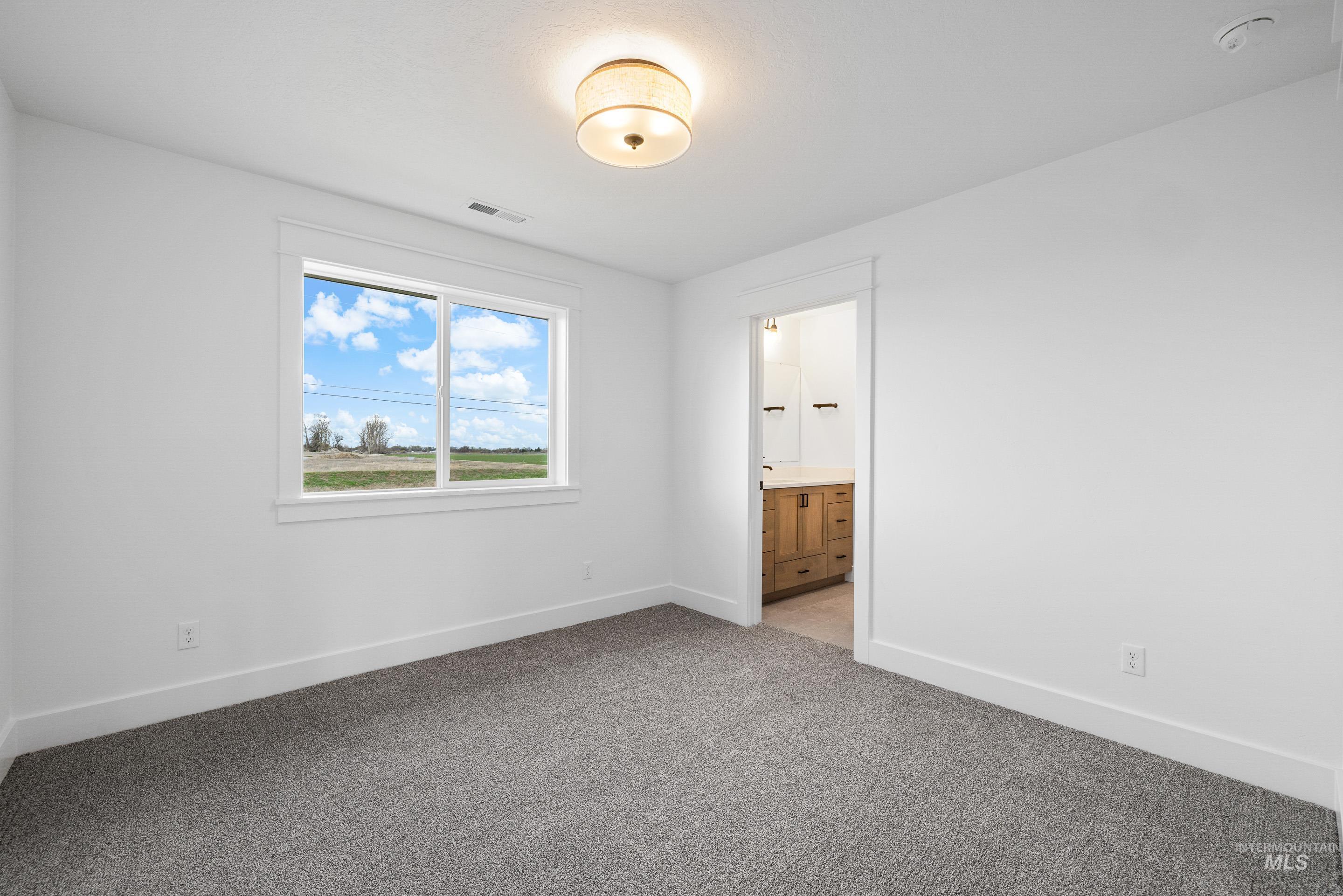 5665 S Snowden Ave., Meridian, Idaho 83642, 4 Bedrooms, 3.5 Bathrooms, Residential For Sale, Price $799,900, 98969974