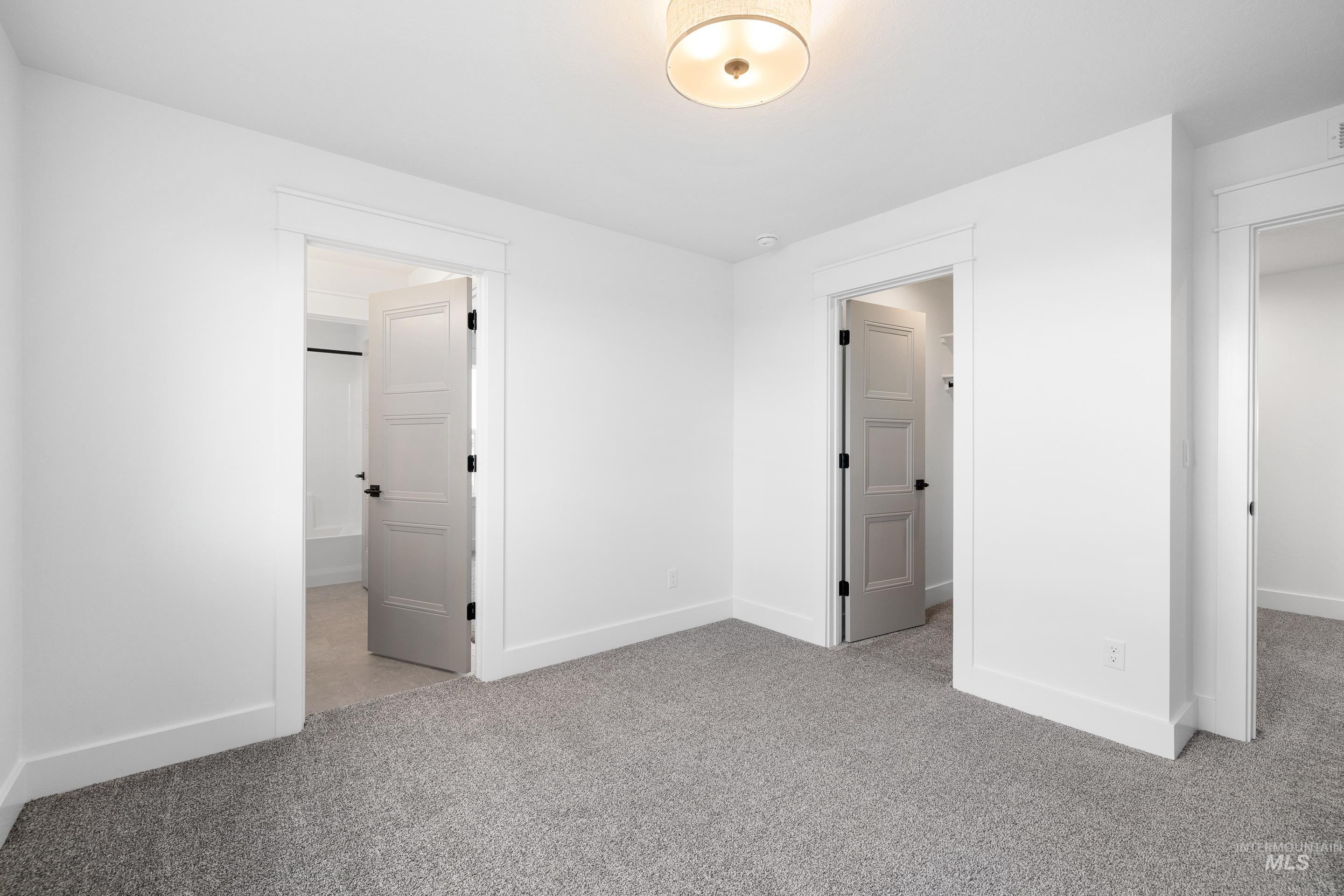 5665 S Snowden Ave., Meridian, Idaho 83642, 4 Bedrooms, 3.5 Bathrooms, Residential For Sale, Price $799,900, 98969974