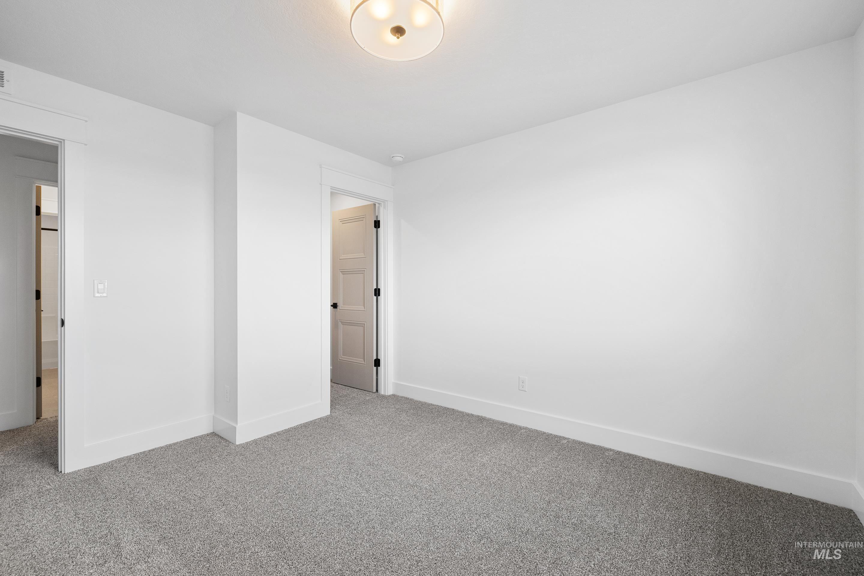 5665 S Snowden Ave., Meridian, Idaho 83642, 4 Bedrooms, 3.5 Bathrooms, Residential For Sale, Price $799,900, 98969974