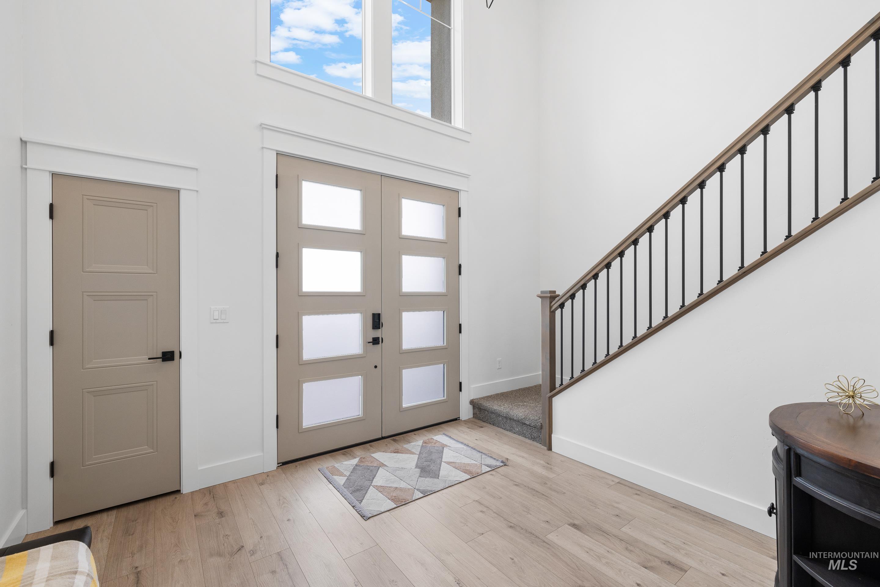 5665 S Snowden Ave., Meridian, Idaho 83642, 4 Bedrooms, 3.5 Bathrooms, Residential For Sale, Price $799,900, 98969974