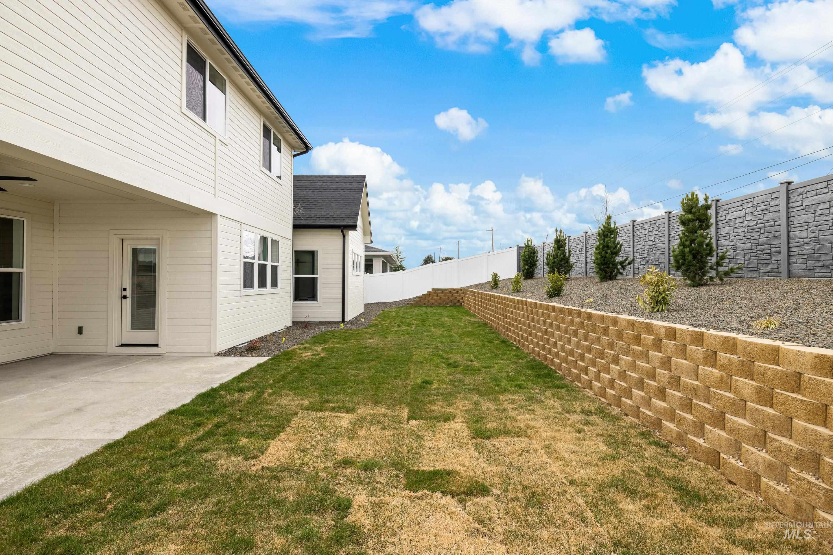 5665 S Snowden Ave., Meridian, Idaho 83642, 4 Bedrooms, 3.5 Bathrooms, Residential For Sale, Price $799,900, 98969974