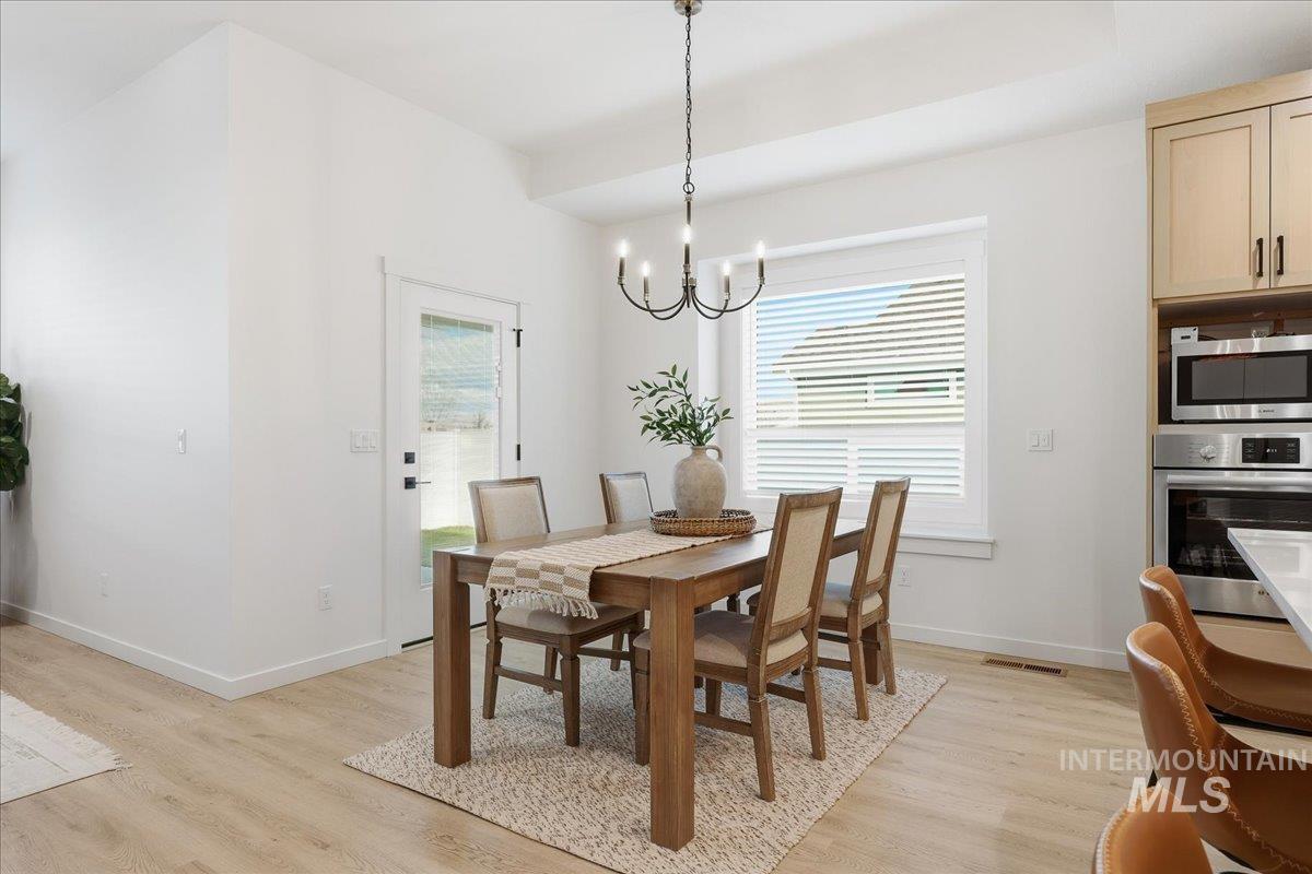 1732 Kayak Rd, Emmett, Idaho 83617, 3 Bedrooms, 2 Bathrooms, Residential For Sale, Price $492,500, 98969977