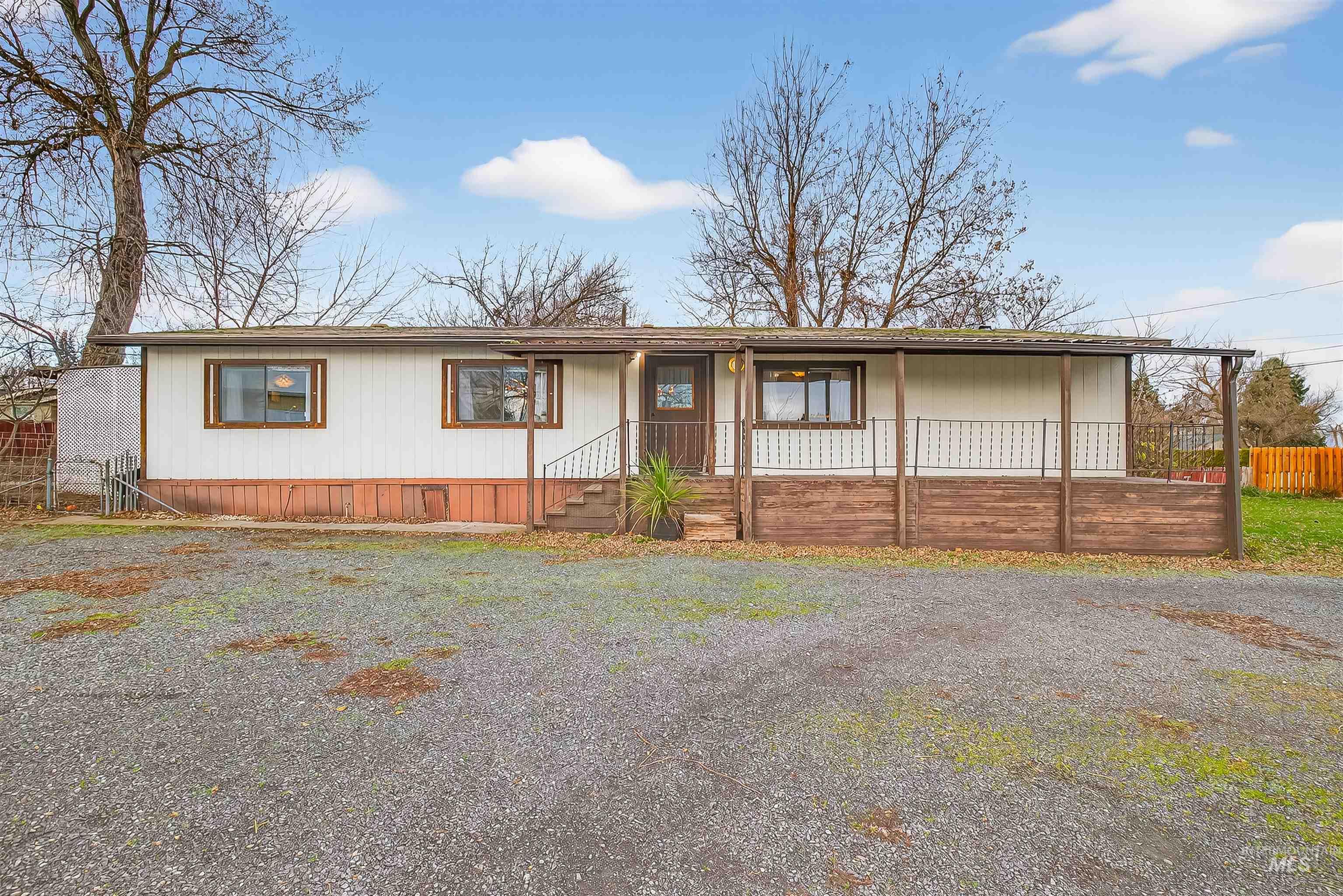 1616 Powers Avenue, Lewiston, Idaho 83501, 4 Bedrooms, 2 Bathrooms, Residential For Sale, Price $398,000, 98969987