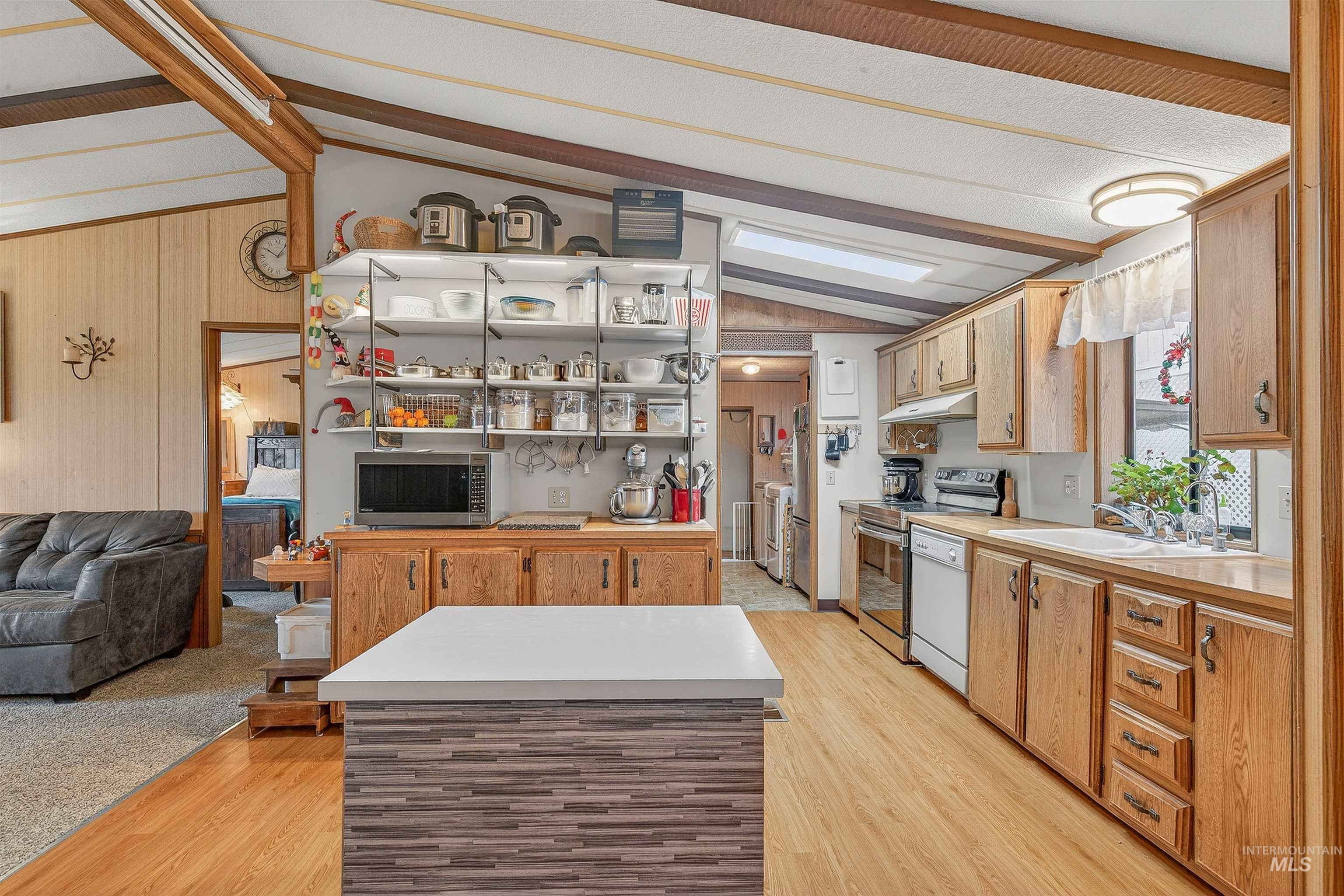 1616 Powers Avenue, Lewiston, Idaho 83501, 4 Bedrooms, 2 Bathrooms, Residential For Sale, Price $398,000, 98969987