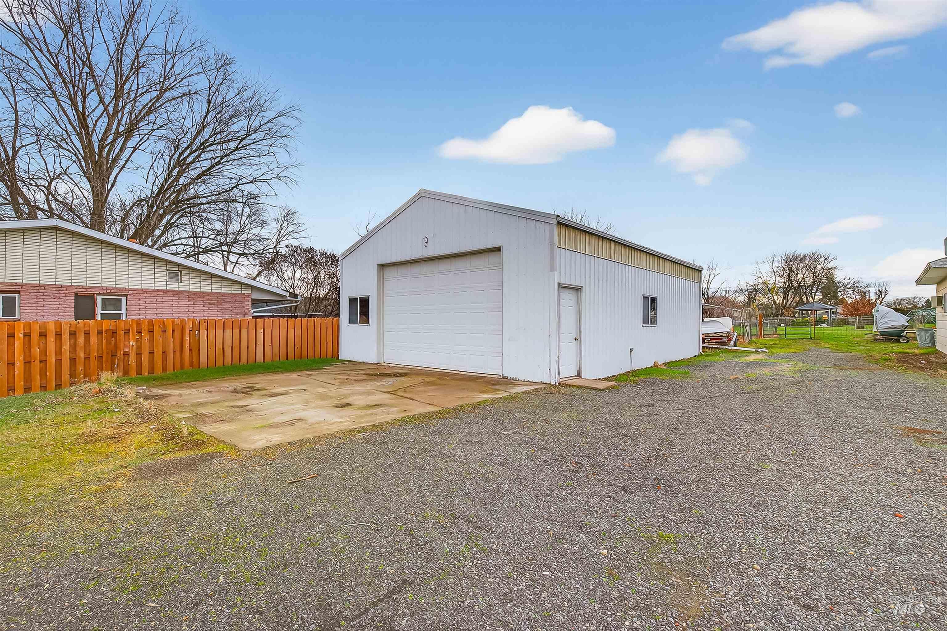 1616 Powers Avenue, Lewiston, Idaho 83501, 4 Bedrooms, 2 Bathrooms, Residential For Sale, Price $398,000, 98969987