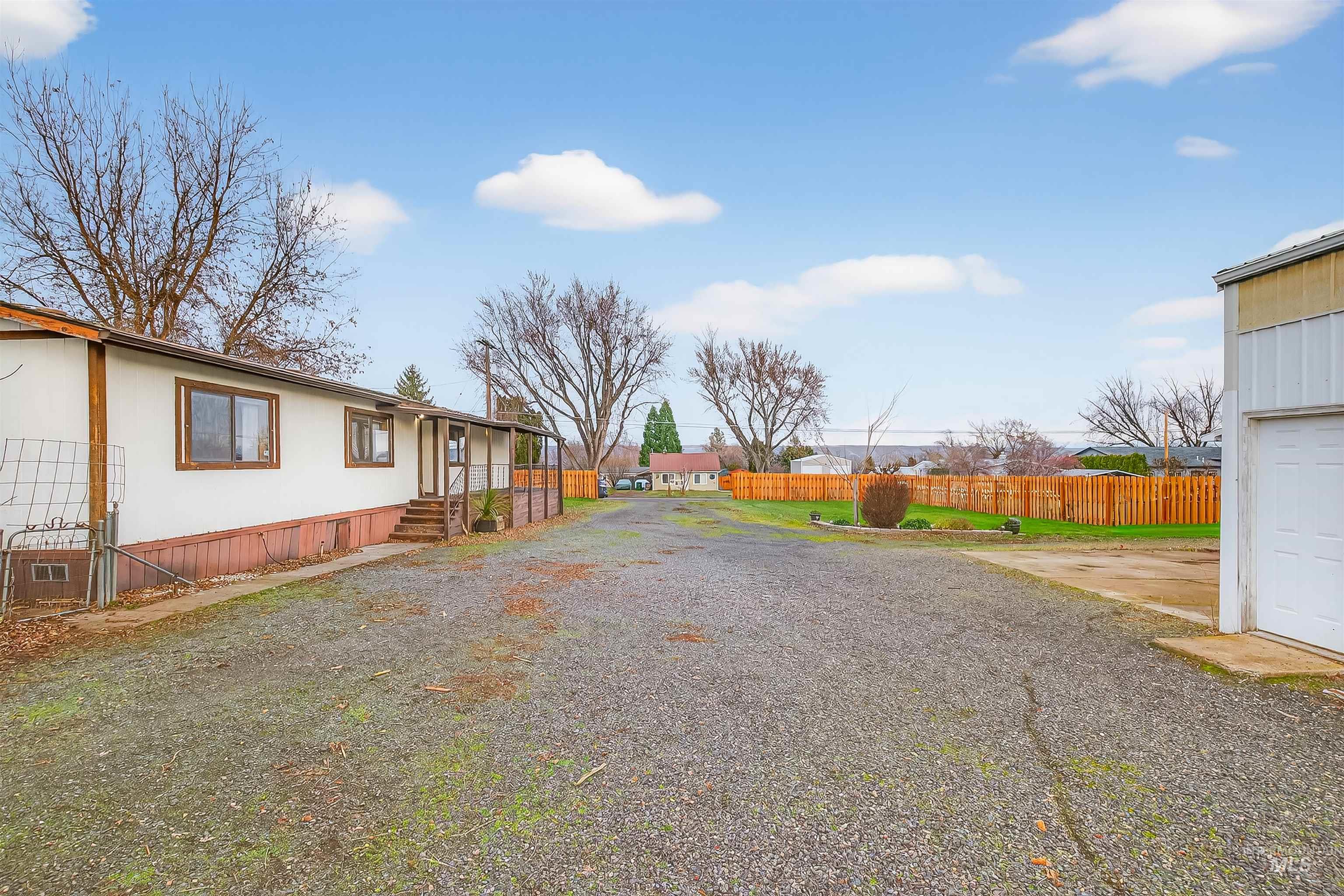 1616 Powers Avenue, Lewiston, Idaho 83501, 4 Bedrooms, 2 Bathrooms, Residential For Sale, Price $398,000, 98969987