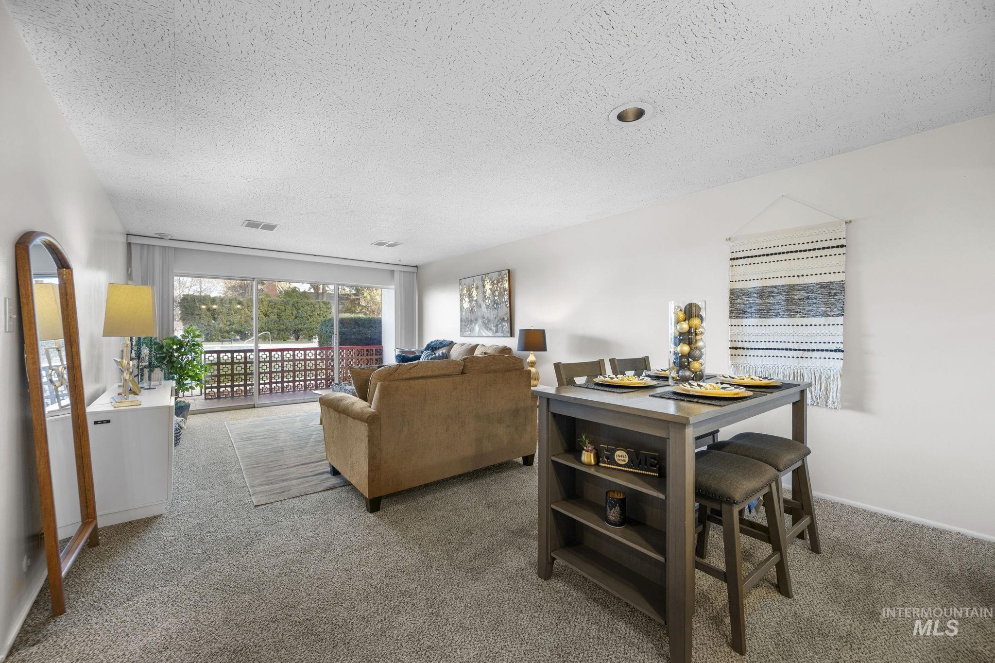 3701 W Crescent Rim Dr, Boise, Idaho 83706, 2 Bedrooms, 1 Bathroom, Residential For Sale, Price $300,000, 98969997