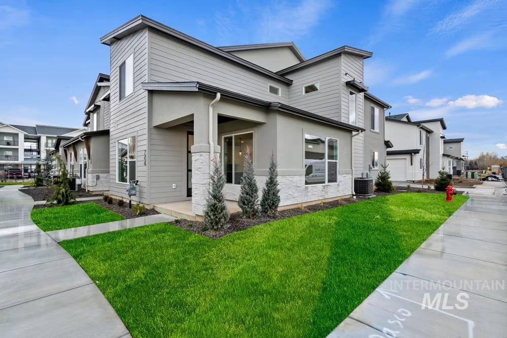 744 S Calhoun Lane, Star, Idaho 83669, 3 Bedrooms, 2.5 Bathrooms, Residential For Sale, Price $427,880, 98970001
