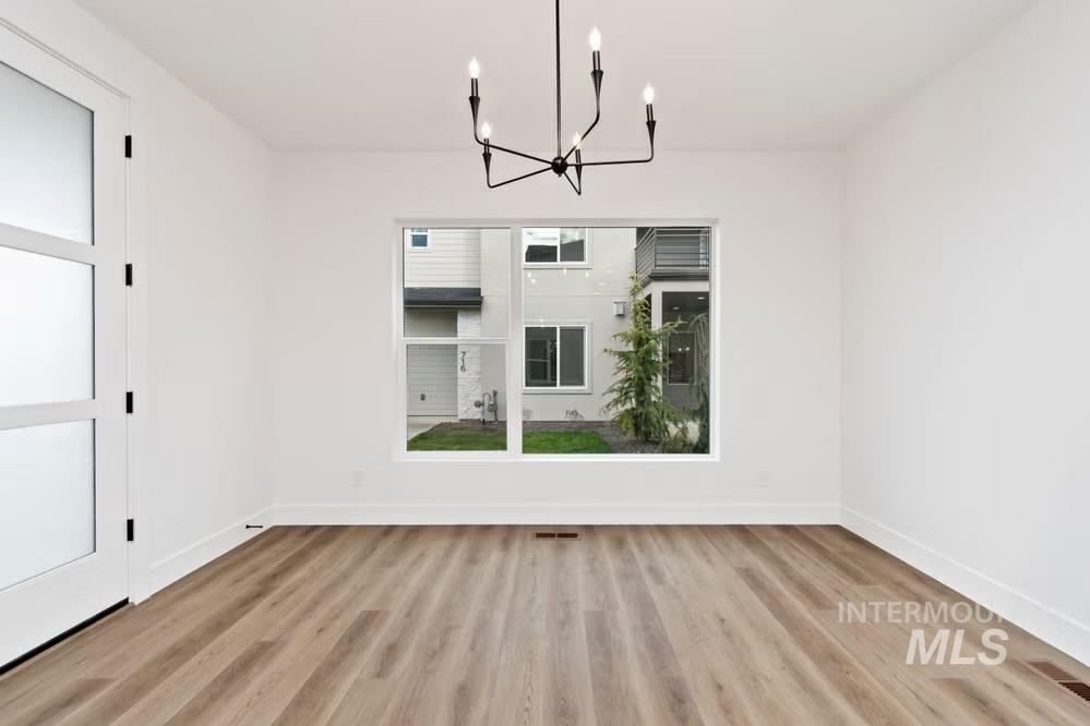 744 S Calhoun Lane, Star, Idaho 83669, 3 Bedrooms, 2.5 Bathrooms, Residential For Sale, Price $449,880,MLS 98970001