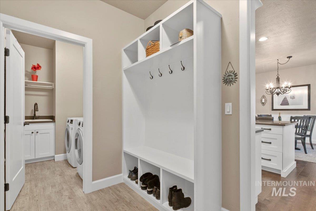 2453 N Birchgrove Ln, Boise, Idaho 83703, 3 Bedrooms, 2 Bathrooms, Residential For Sale, Price $642,000, 98970005