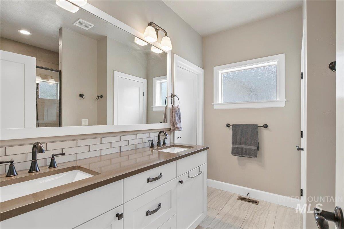 2453 N Birchgrove Ln, Boise, Idaho 83703, 3 Bedrooms, 2 Bathrooms, Residential For Sale, Price $642,000, 98970005