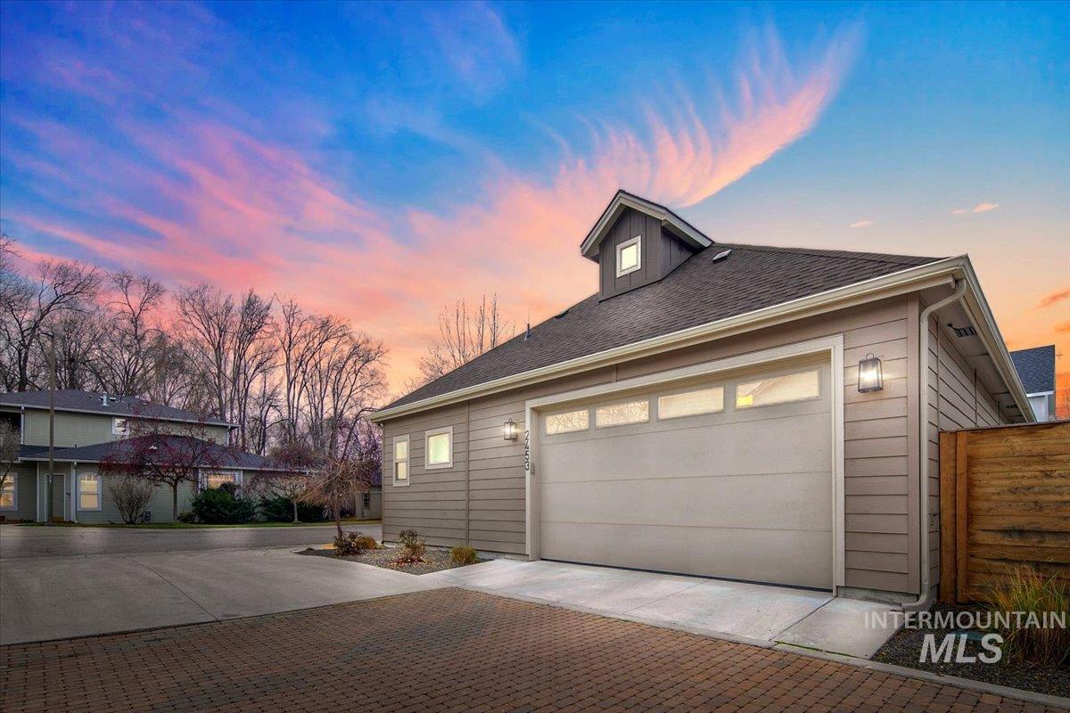 2453 N Birchgrove Ln, Boise, Idaho 83703, 3 Bedrooms, 2 Bathrooms, Residential For Sale, Price $642,000, 98970005