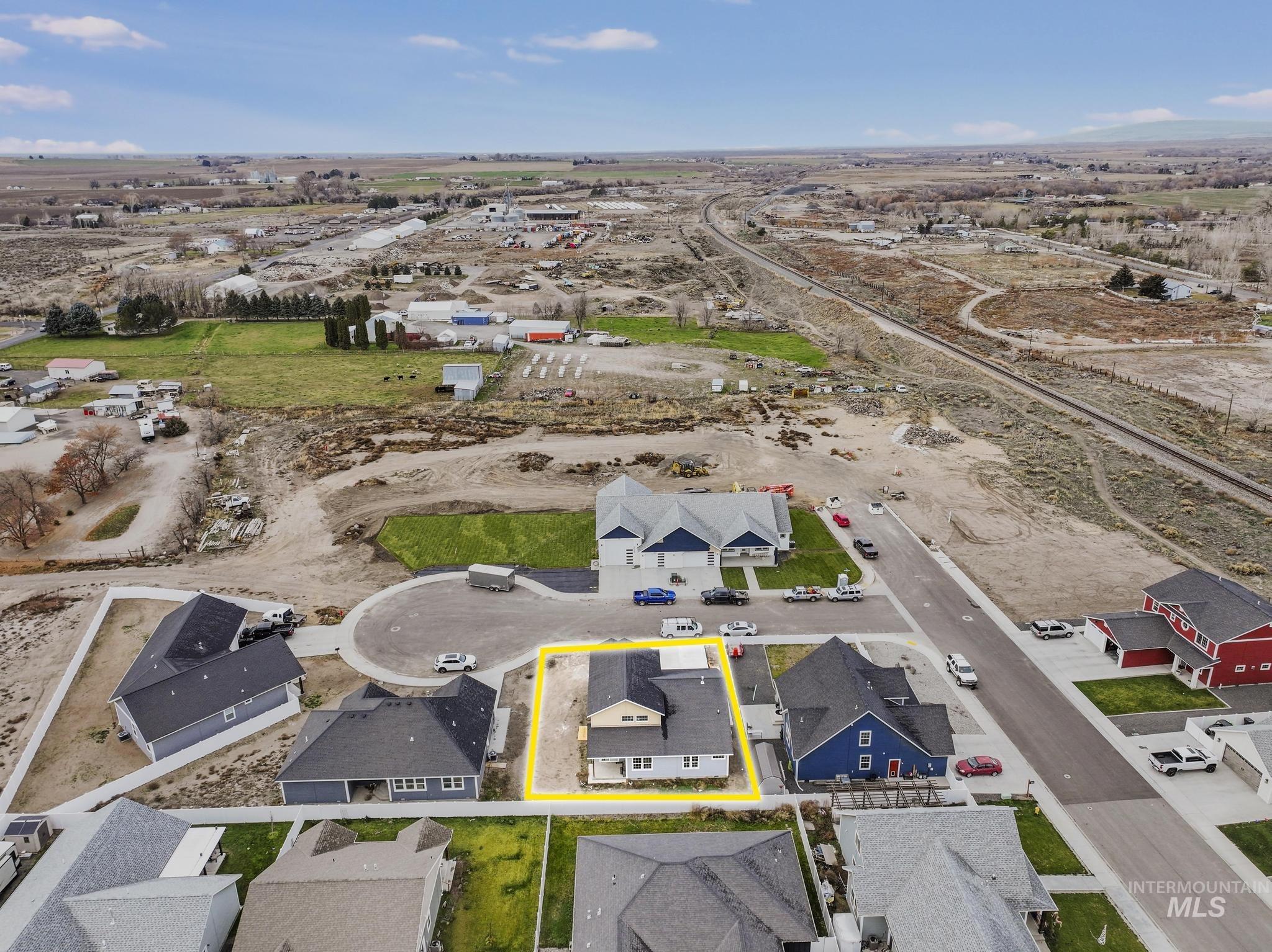 1008 Lincoln Circle, Gooding, Idaho 83330, 4 Bedrooms, 3 Bathrooms, Residential For Sale, Price $474,900,MLS 98970014
