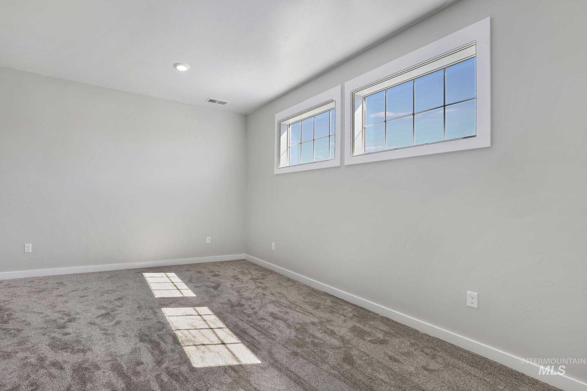 1008 Lincoln Circle, Gooding, Idaho 83330, 4 Bedrooms, 3 Bathrooms, Residential For Sale, Price $499,000,MLS 98970014