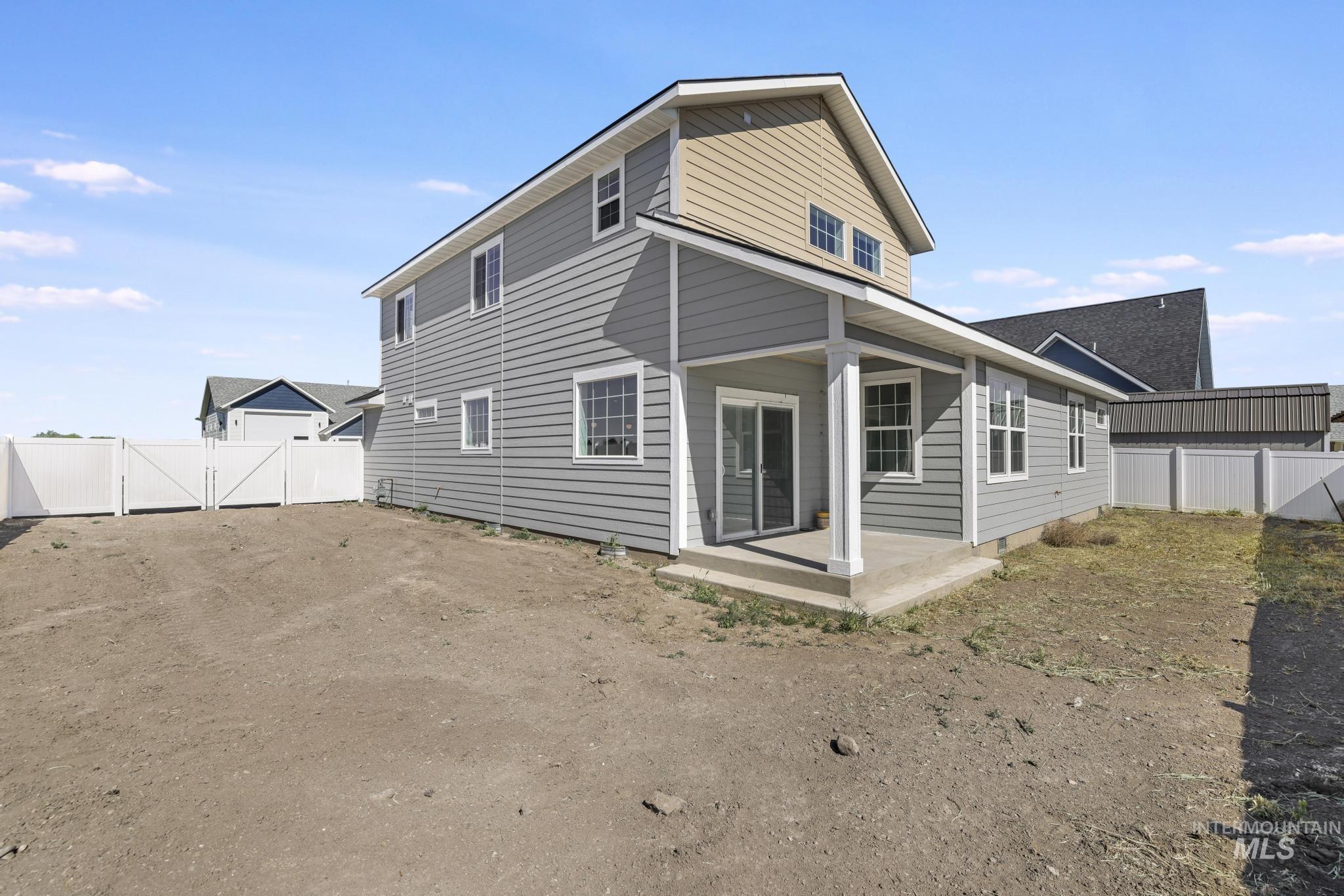 1008 Lincoln Circle, Gooding, Idaho 83330, 4 Bedrooms, 3 Bathrooms, Residential For Sale, Price $499,000,MLS 98970014