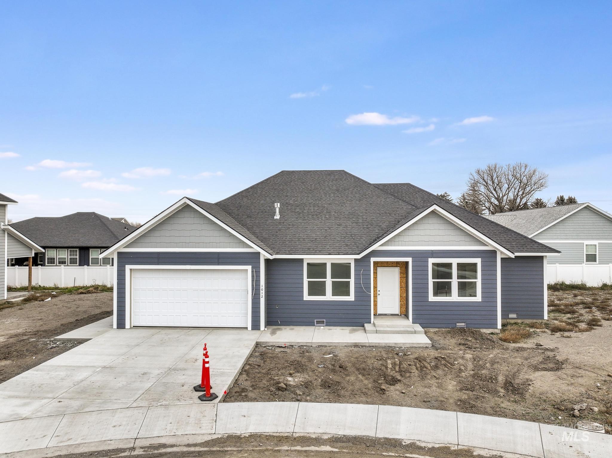 1012 Lincoln Circle, Gooding, Idaho 83330, 5 Bedrooms, 3 Bathrooms, Residential For Sale, Price $459,000, 98970015