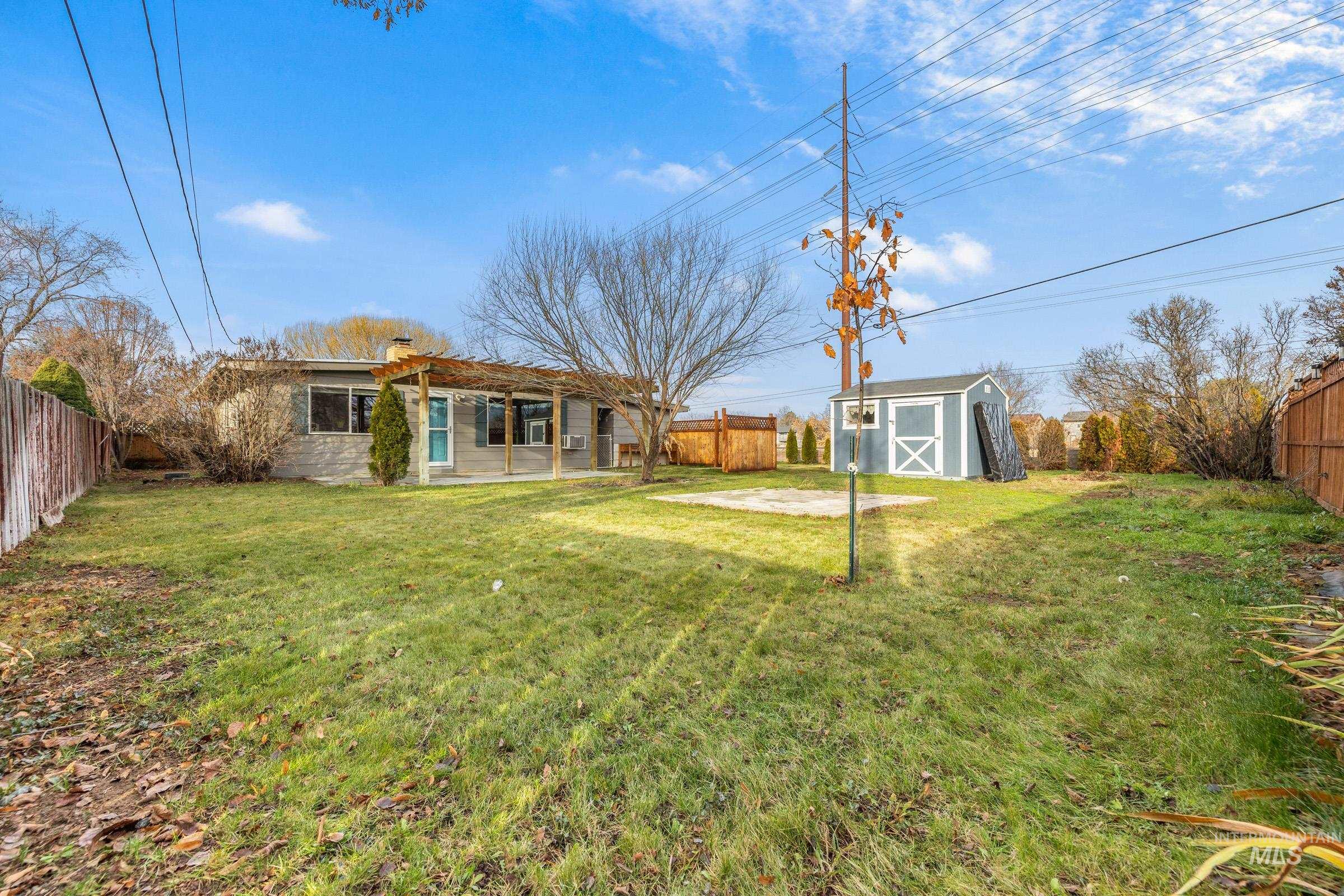 18 S Franklin Park, Boise, Idaho 83709, 3 Bedrooms, 1 Bathroom, Residential For Sale, Price $400,000, 98970019