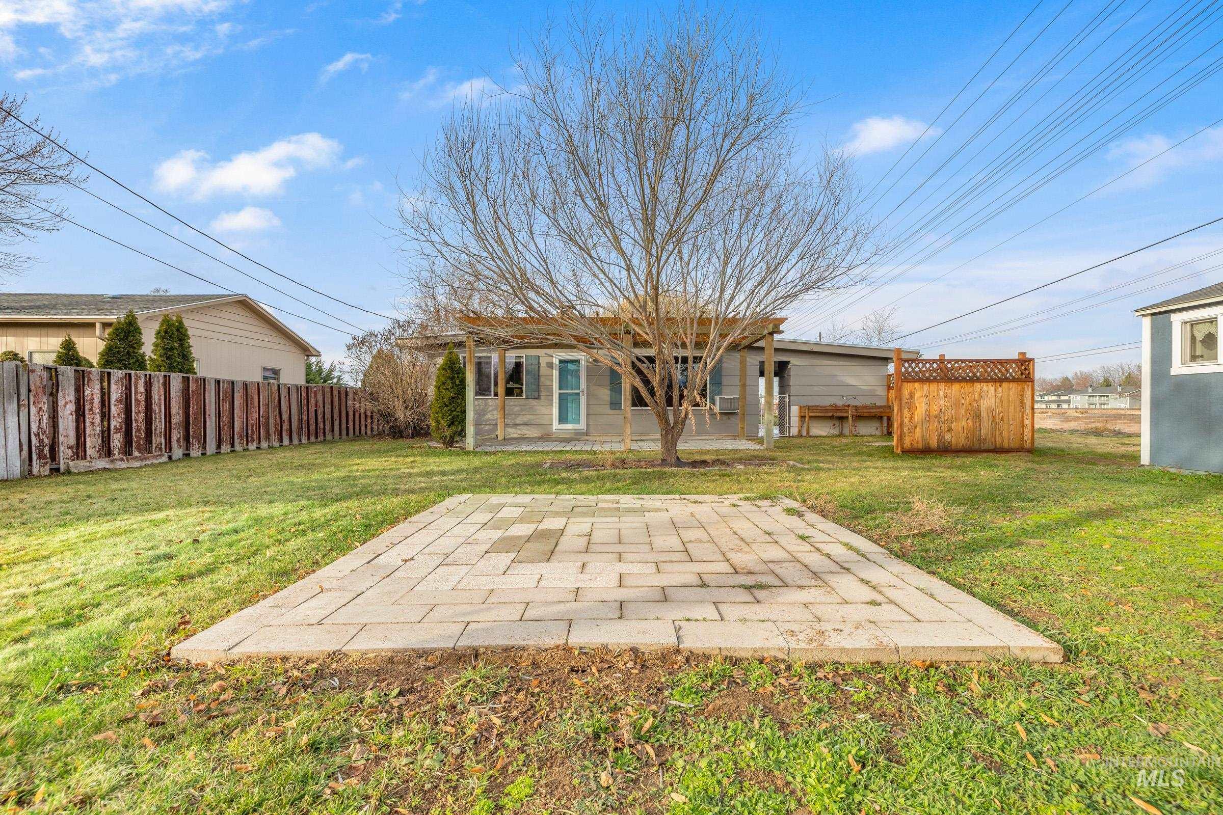 18 S Franklin Park, Boise, Idaho 83709, 3 Bedrooms, 1 Bathroom, Residential For Sale, Price $400,000, 98970019