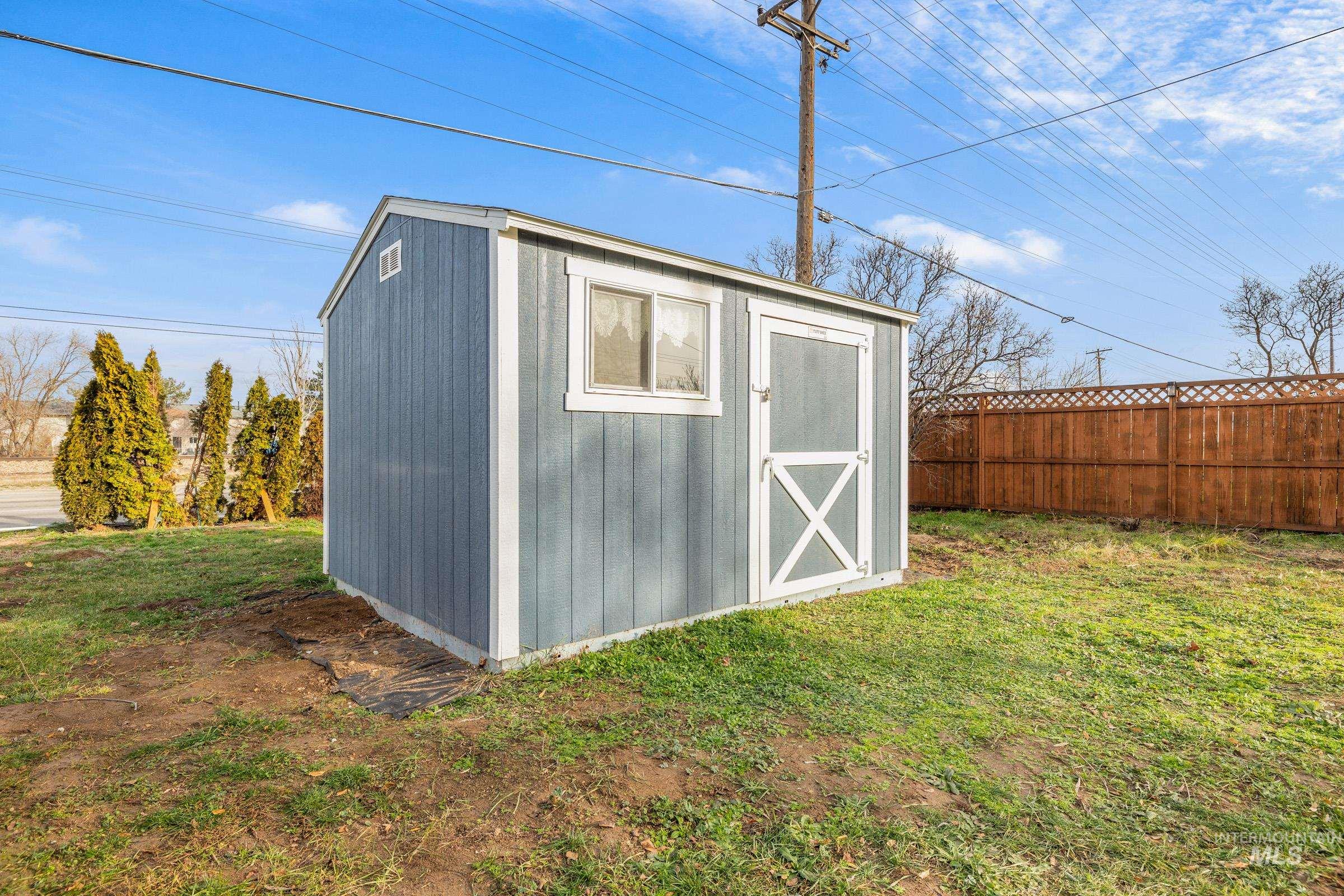 18 S Franklin Park, Boise, Idaho 83709, 3 Bedrooms, 1 Bathroom, Residential For Sale, Price $400,000, 98970019