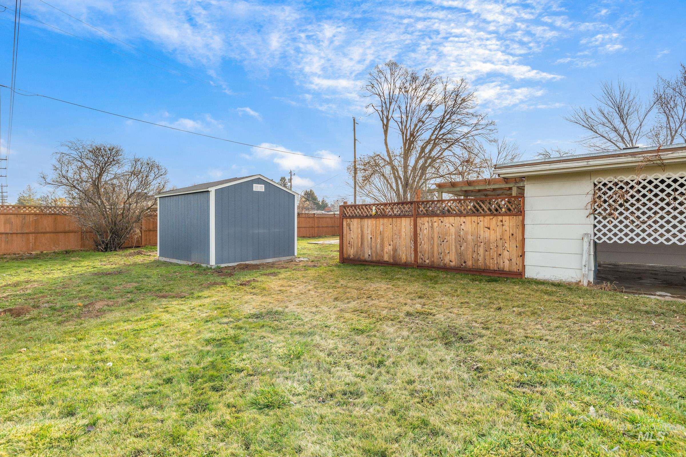 18 S Franklin Park, Boise, Idaho 83709, 3 Bedrooms, 1 Bathroom, Residential For Sale, Price $400,000, 98970019