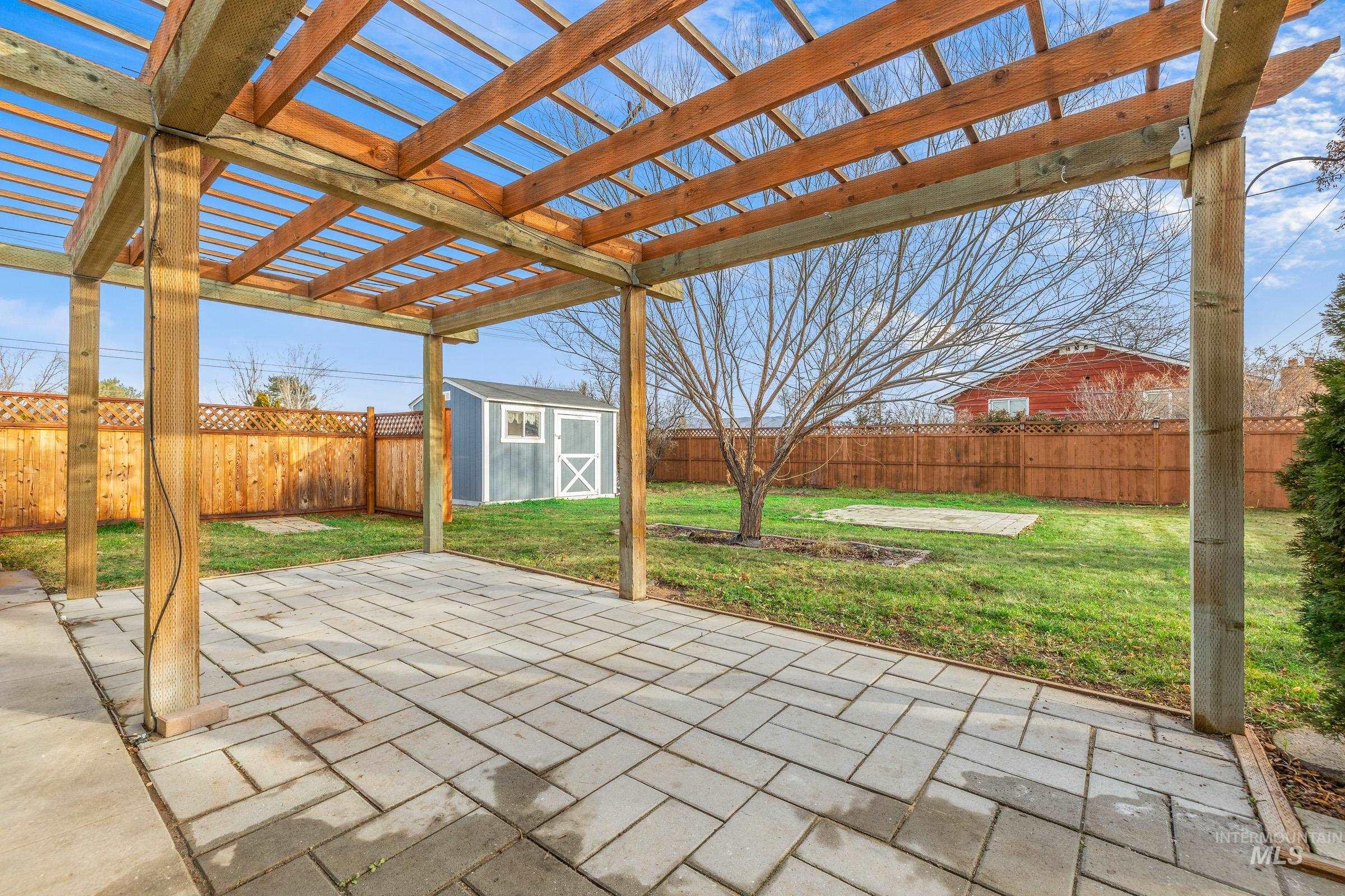 18 S Franklin Park, Boise, Idaho 83709, 3 Bedrooms, 1 Bathroom, Residential For Sale, Price $385,000,MLS 98970019