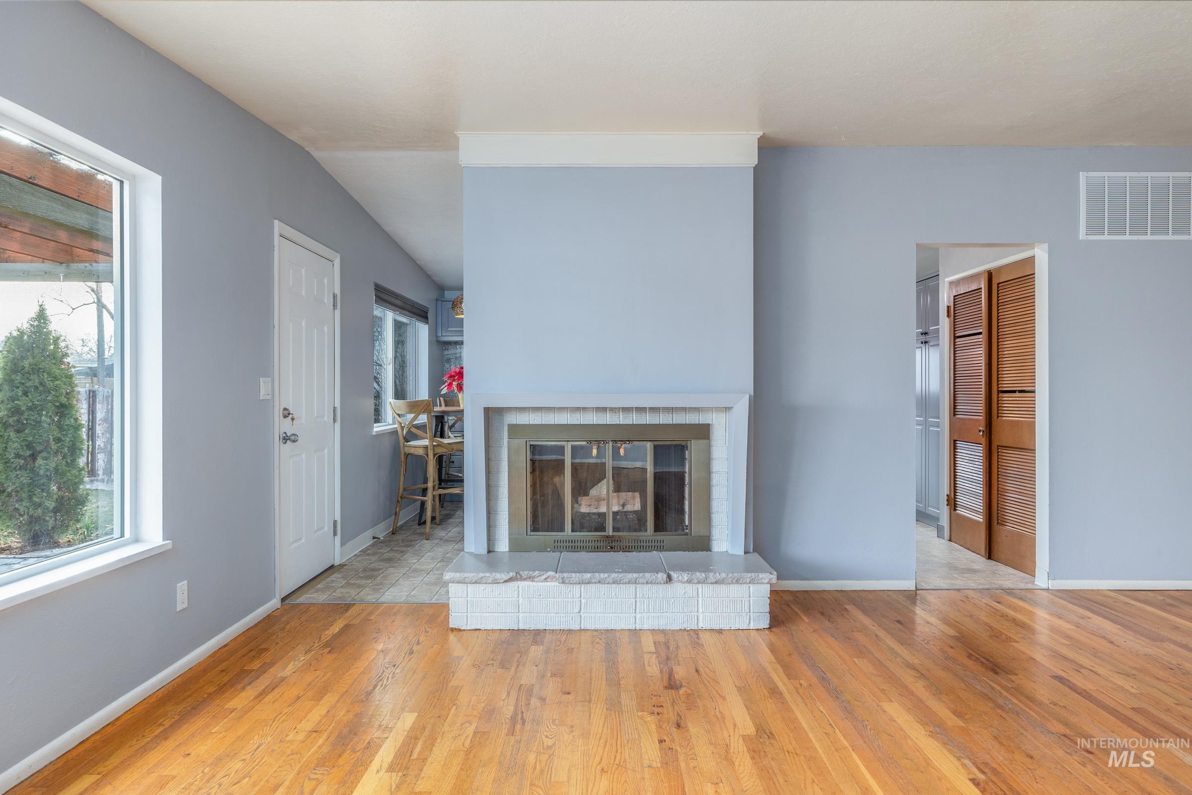 18 S Franklin Park, Boise, Idaho 83709, 3 Bedrooms, 1 Bathroom, Residential For Sale, Price $400,000, 98970019