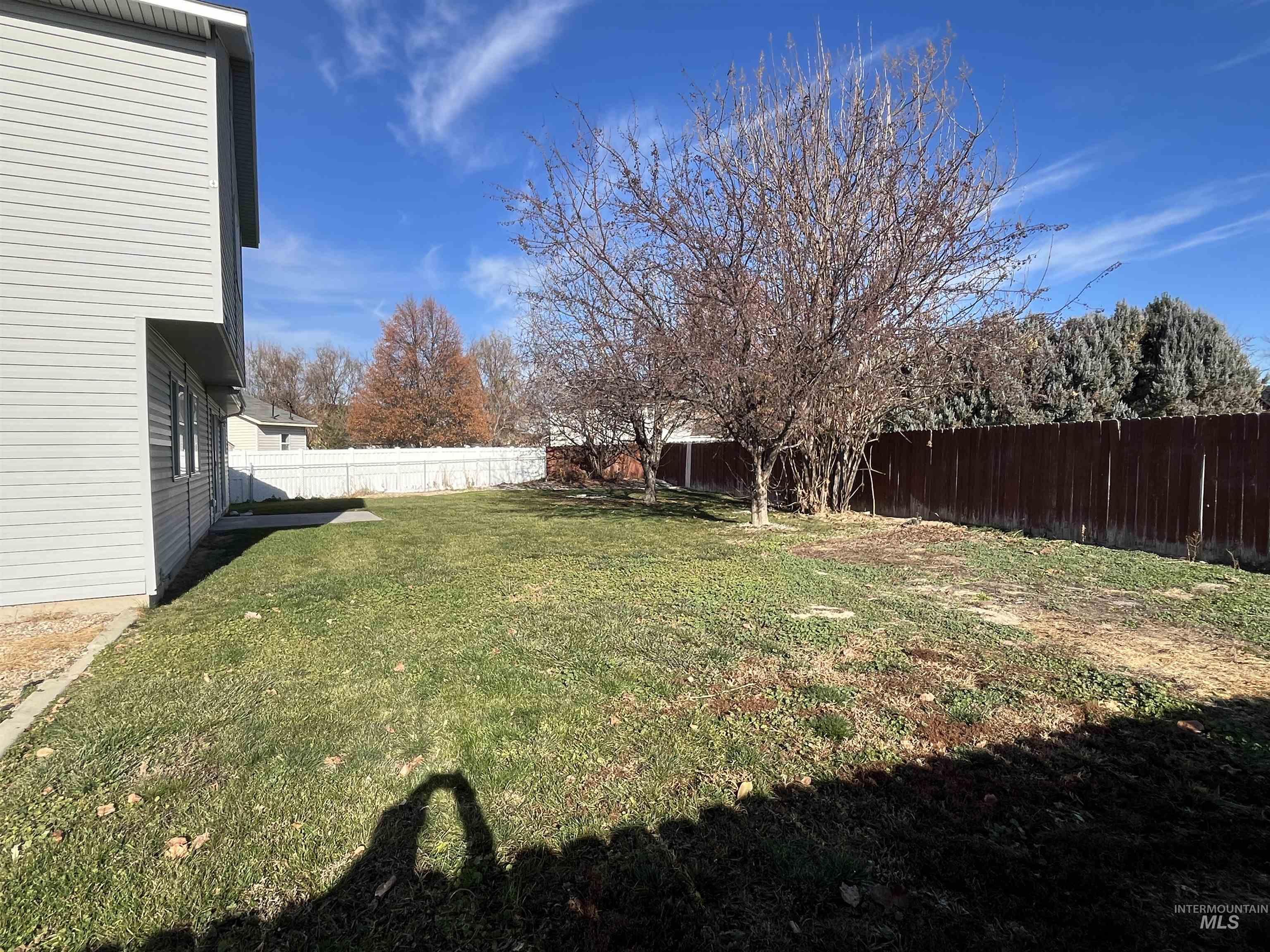 2360 Grey Hawk Ave, Kuna, Idaho 83634, 4 Bedrooms, 3 Bathrooms, Residential For Sale, Price $430,000, 98970025