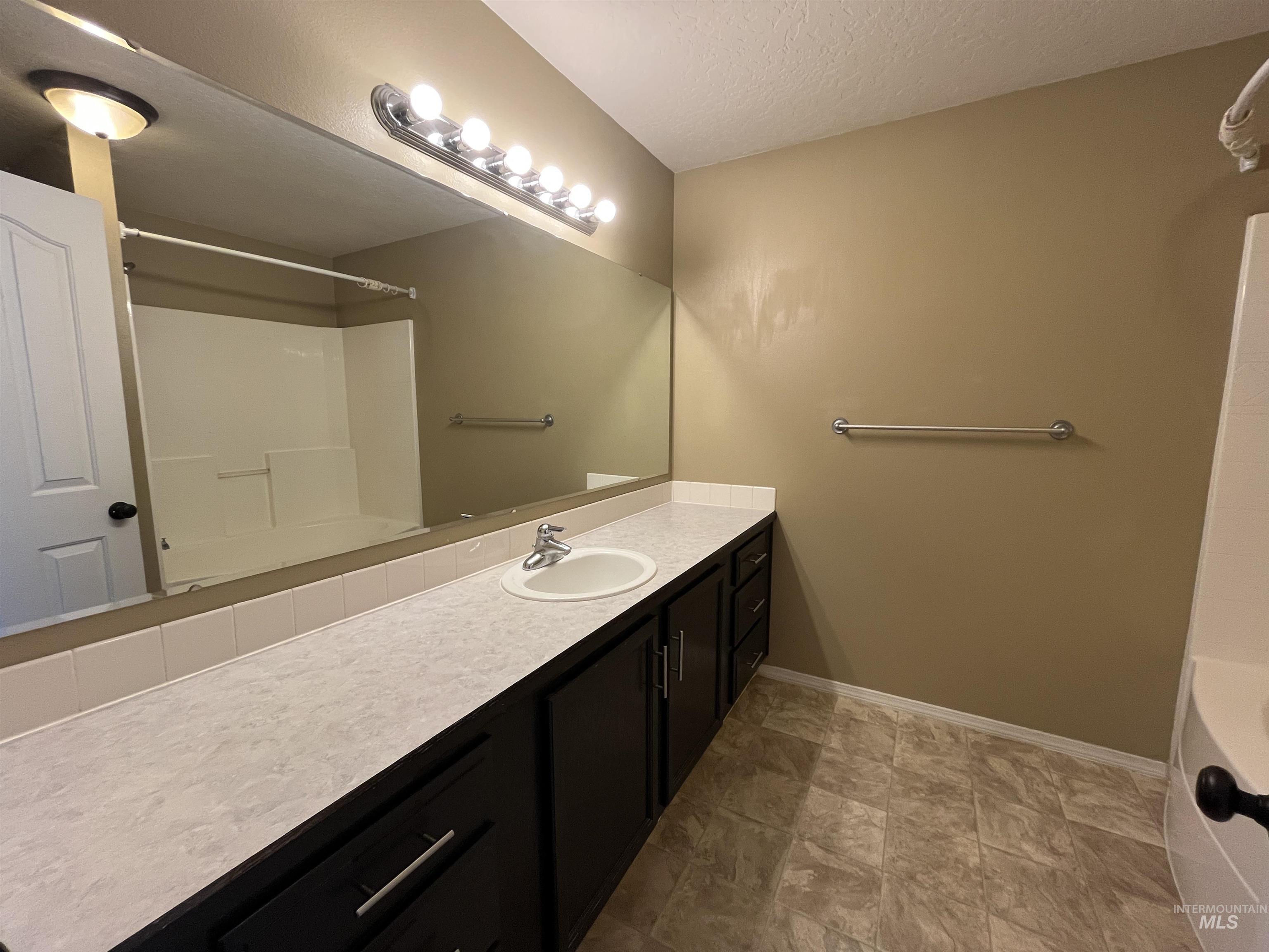 2360 Grey Hawk Ave, Kuna, Idaho 83634, 4 Bedrooms, 3 Bathrooms, Residential For Sale, Price $430,000, 98970025