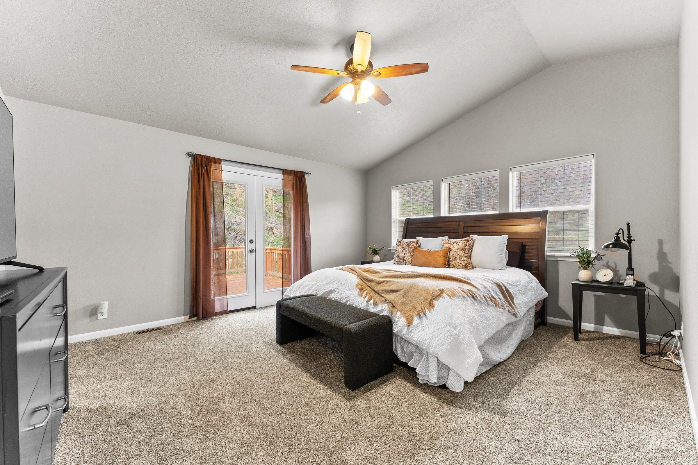 3 Branch Rd., Horseshoe Bend, Idaho 83629, 3 Bedrooms, 3 Bathrooms, Residential For Sale, Price $775,000, 98970026