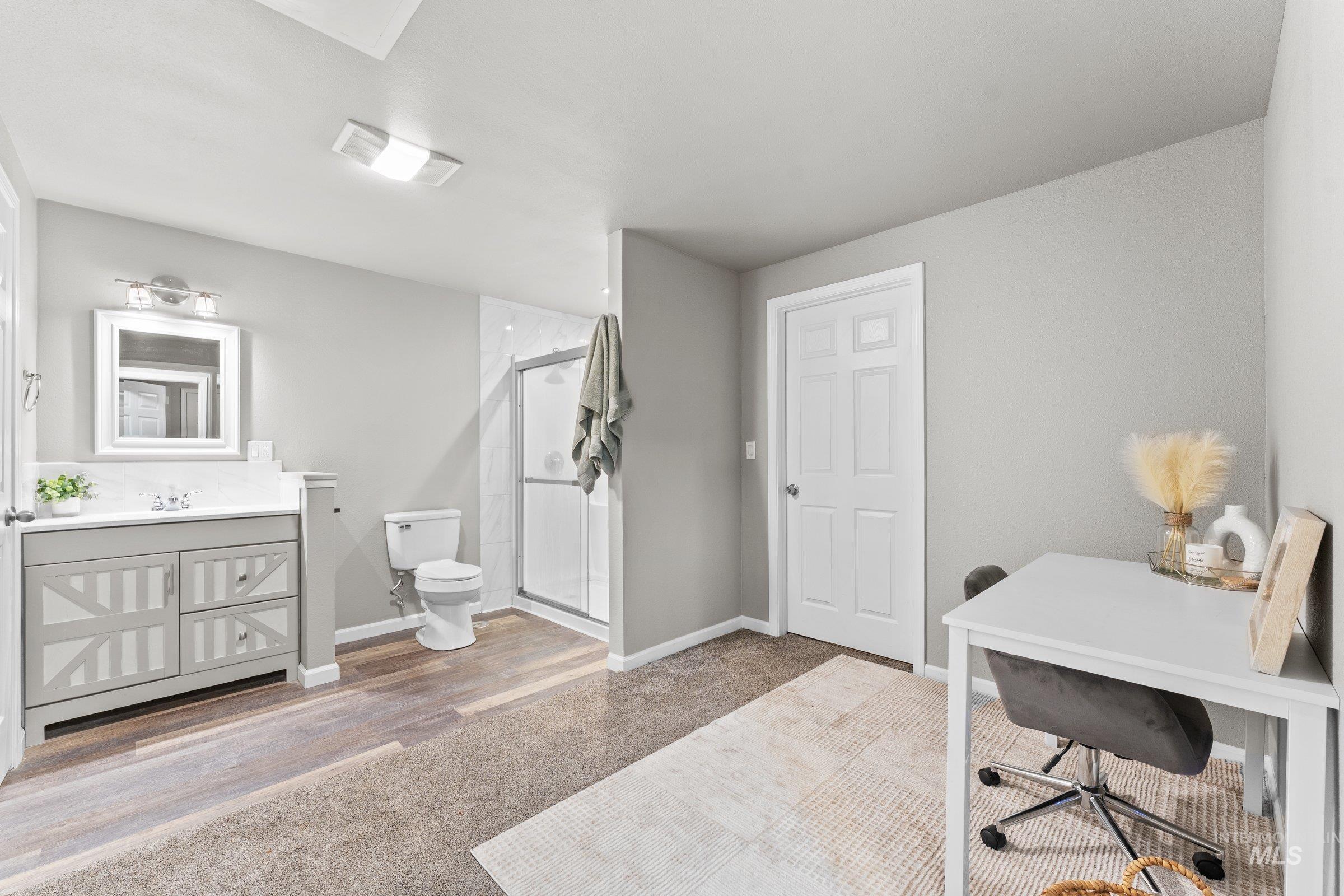 3 Branch Rd., Horseshoe Bend, Idaho 83629, 3 Bedrooms, 3 Bathrooms, Residential For Sale, Price $775,000, 98970026