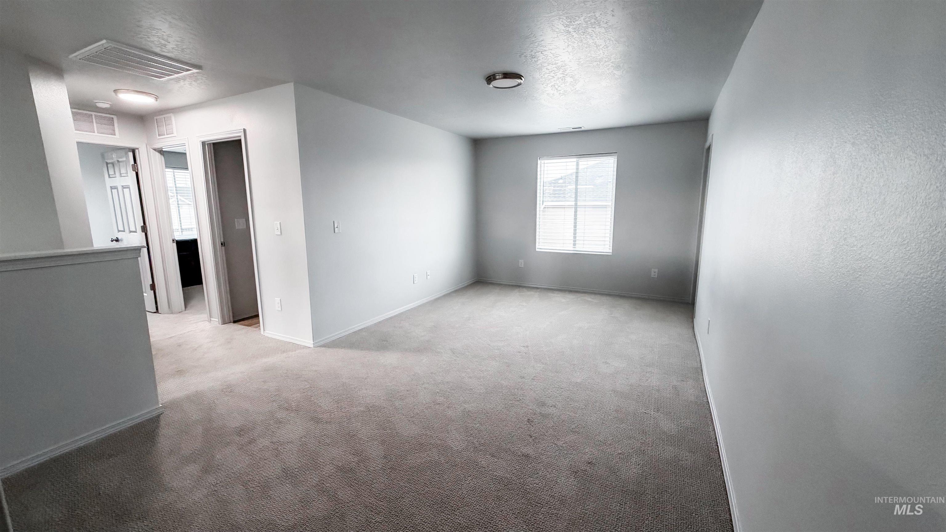 15422 Lutsen Ave, Caldwell, Idaho 83607, 5 Bedrooms, 2.5 Bathrooms, Residential For Sale, Price $529,000, 98970027