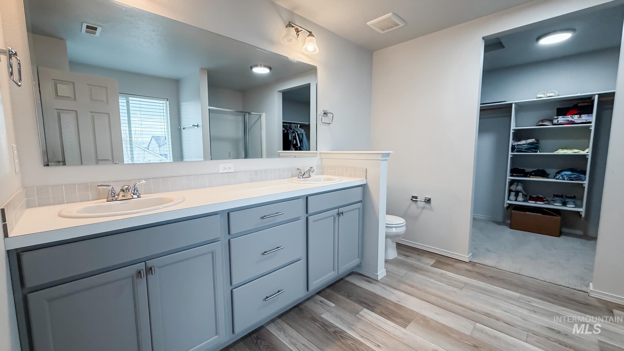 15422 Lutsen Ave, Caldwell, Idaho 83607, 5 Bedrooms, 2.5 Bathrooms, Residential For Sale, Price $529,000, 98970027